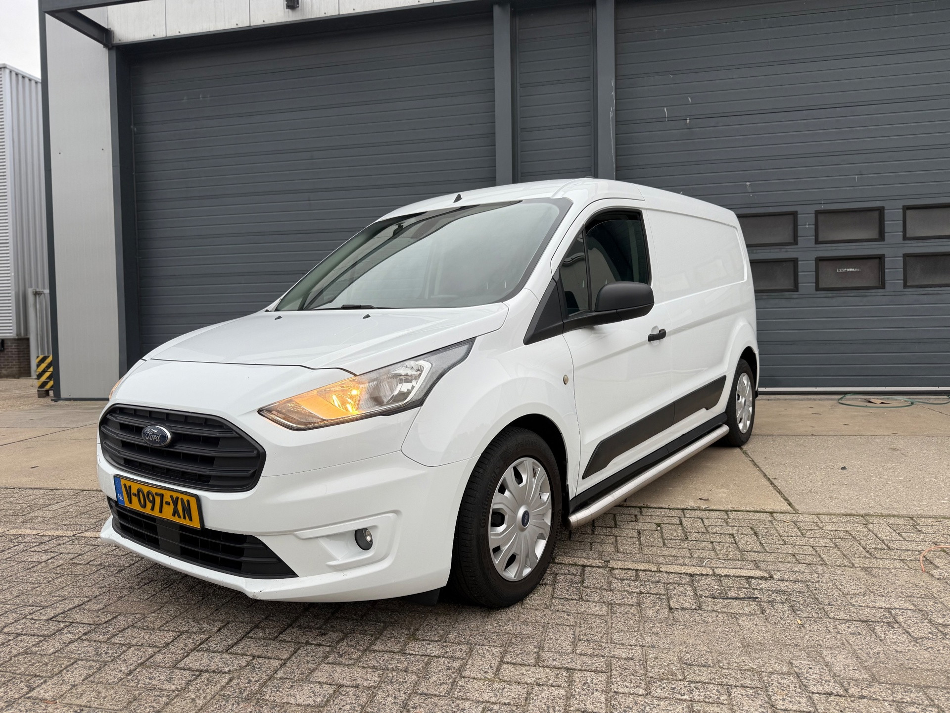 Ford Transit Connect 1.5 EcoBlue L2 Trend 2019 - voorkant