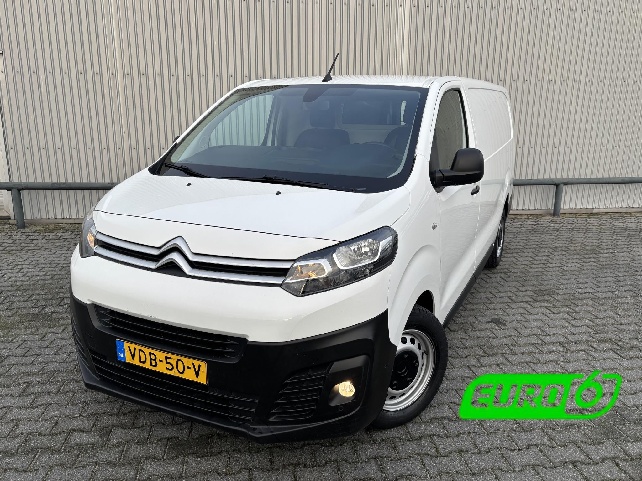 Citroen Jumpy 2.0 BlueHDI120ClS&S 2019 - voorkant
