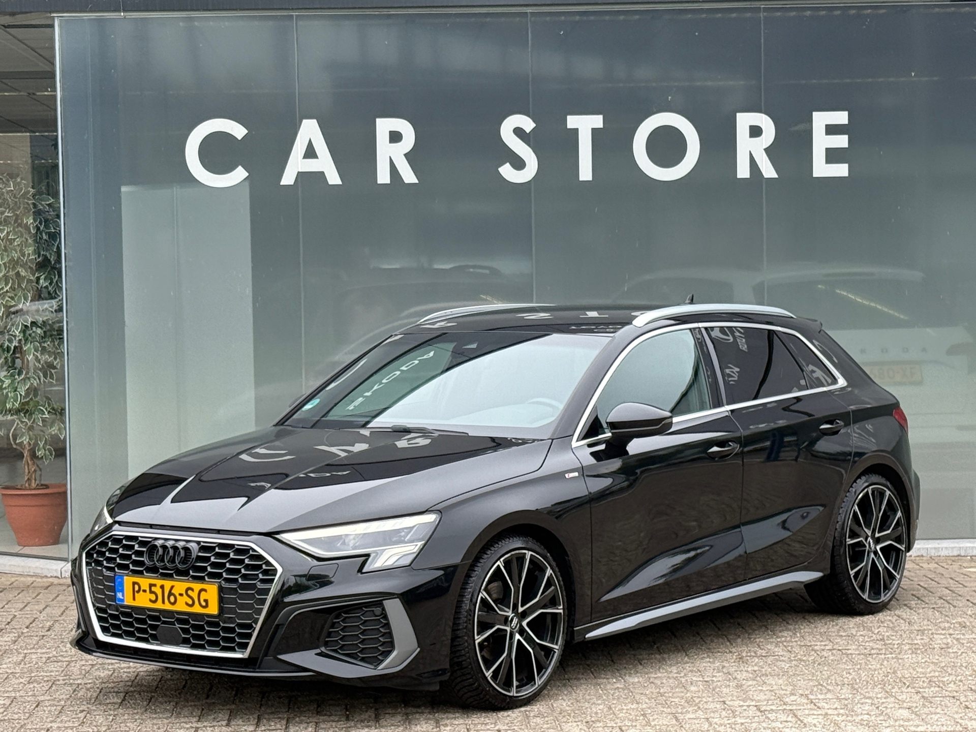 Audi A3 35 TFSI S edition 2022 - voorkant
