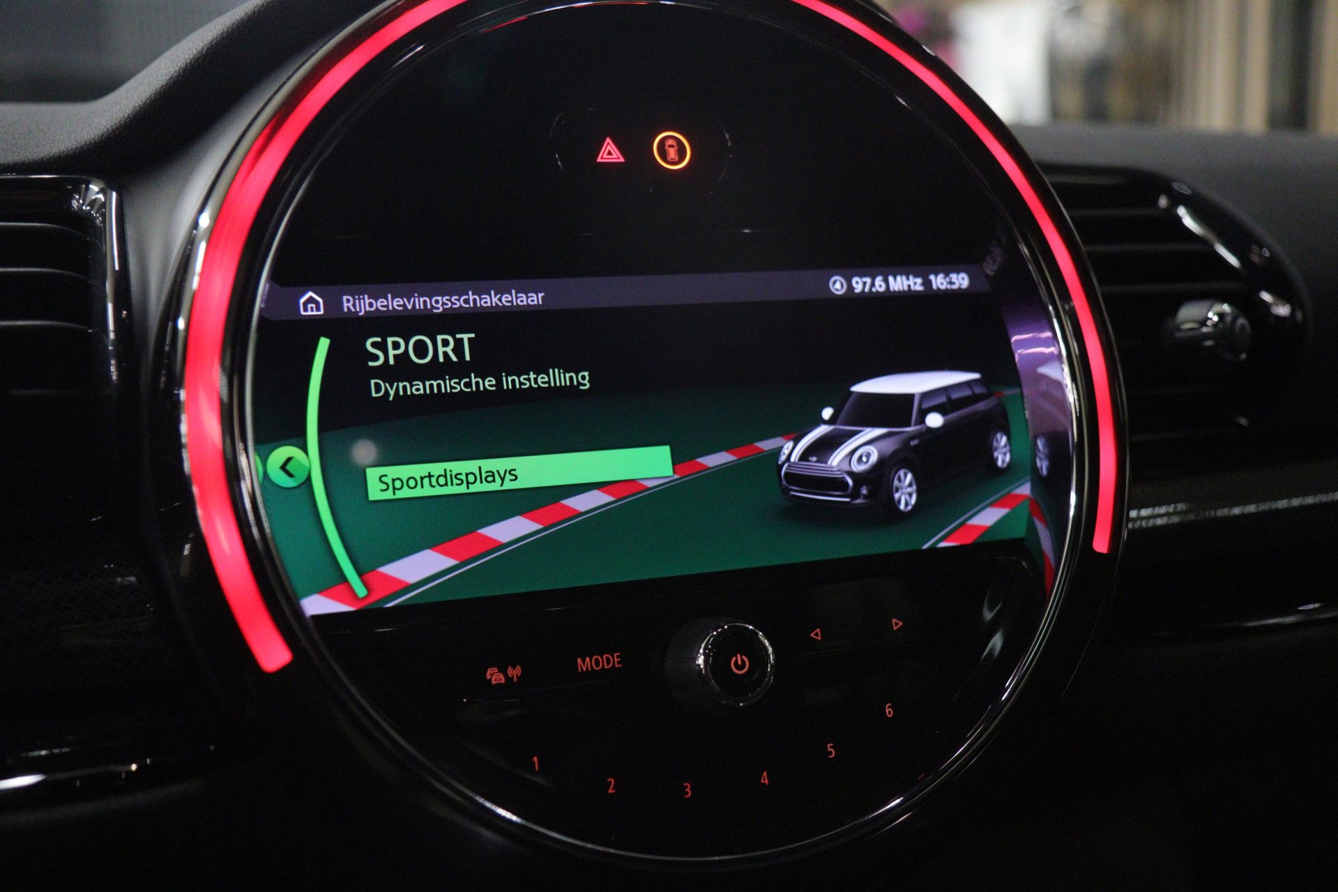 Foto van Mini Clubman JCW All4
