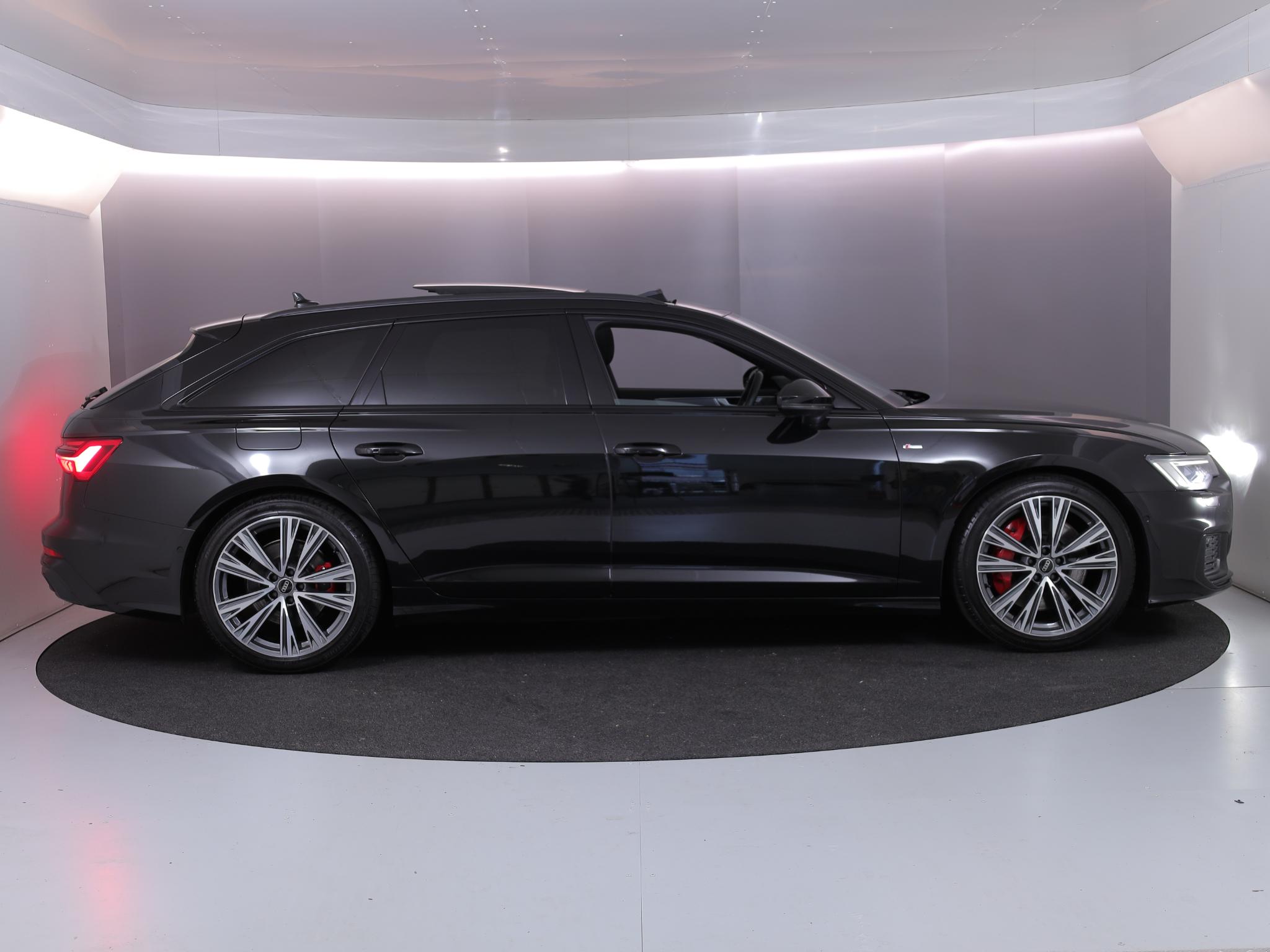 Foto van Audi A6 Avant 55 TFSI E