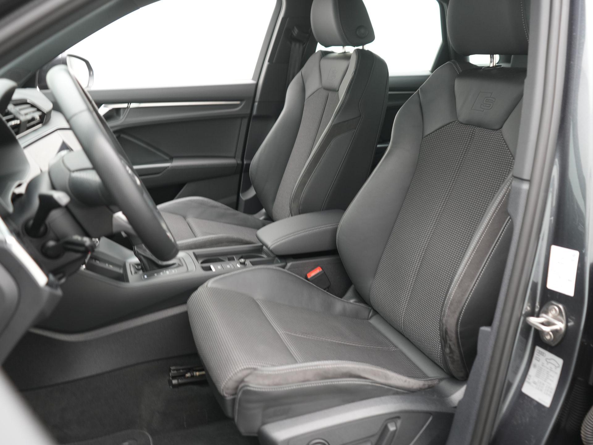 Foto van Audi Q3 E-tron