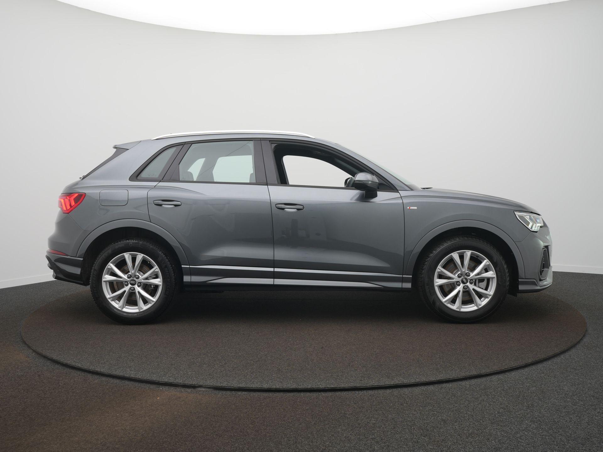 Foto van Audi Q3 E-tron