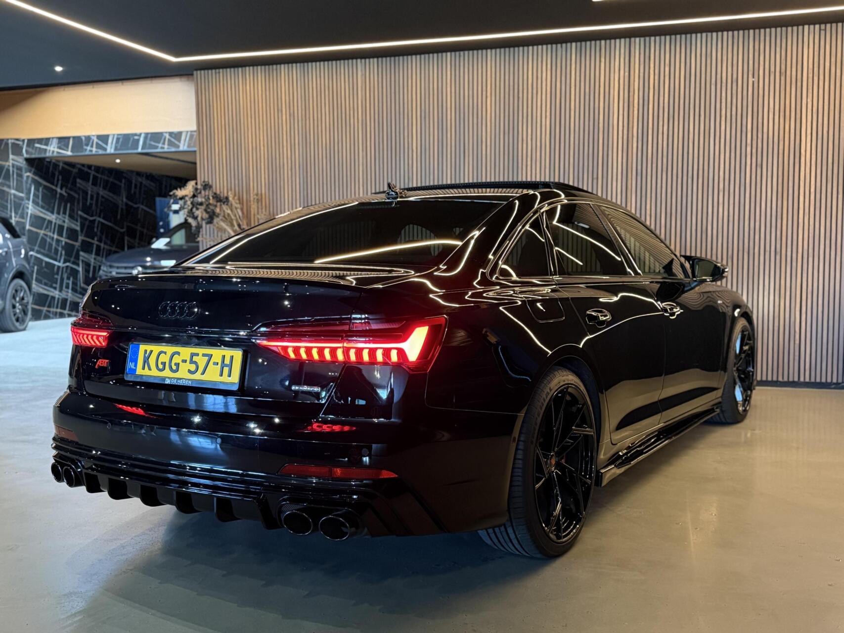 Foto van Audi A6 55 TFSI E
