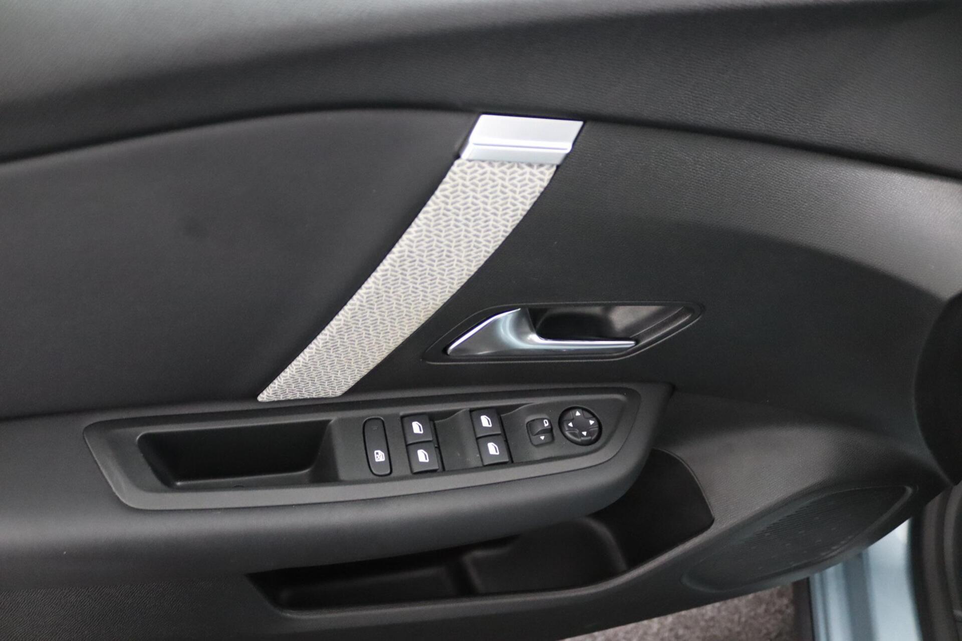 Foto van Citroen E-c4