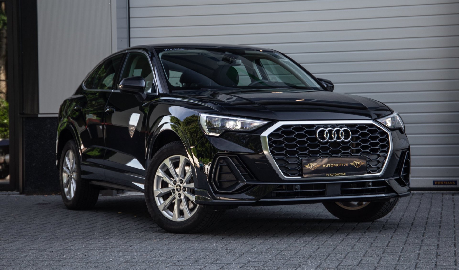 Foto van Audi Q3 Sportback E-tron