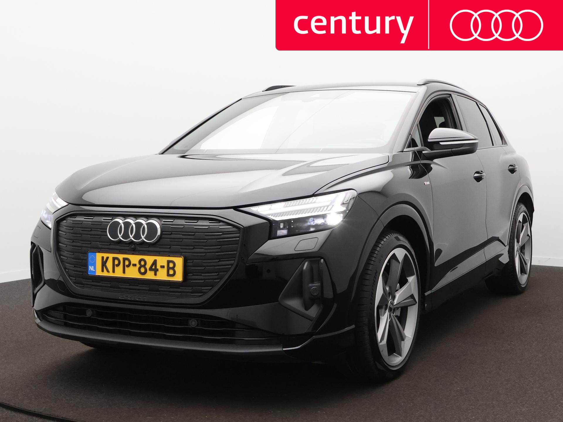 Audi Q4 45 E-tron 45 quattro S edition 77 kWh 2023 - voorkant