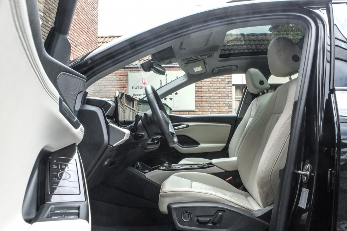 Foto van Audi Q6 Suv E-tron Performance
