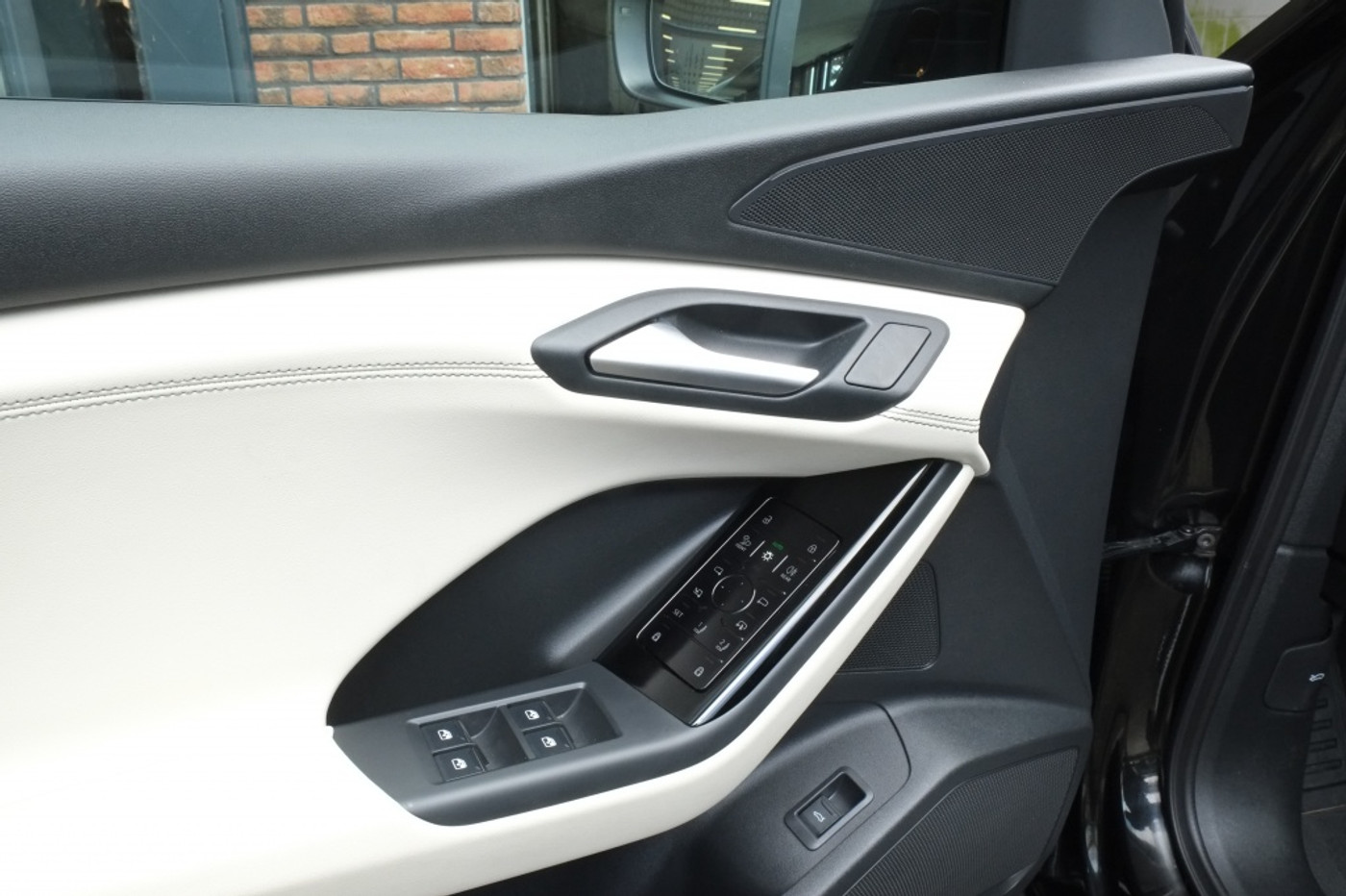 Foto van Audi Q6 Suv E-tron Performance