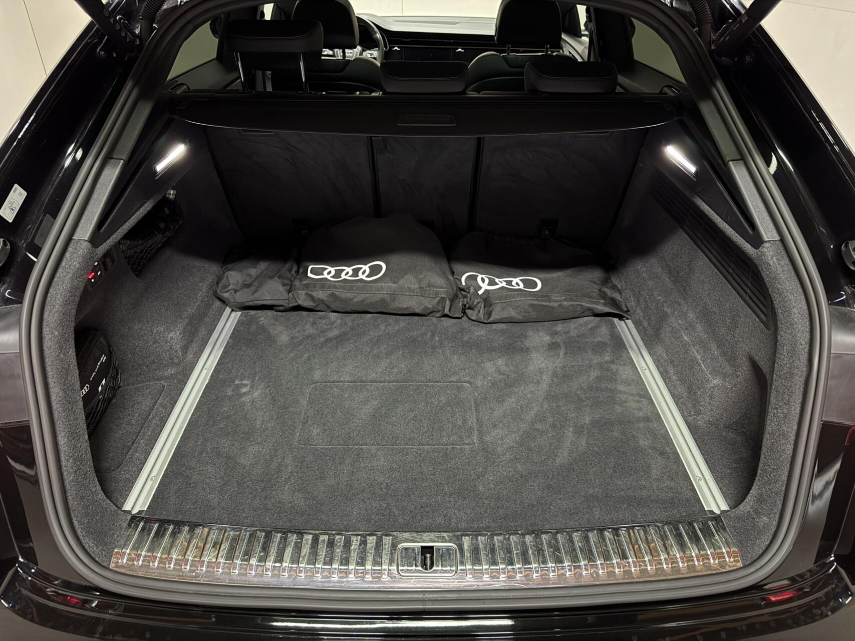 Foto van Audi Q8
