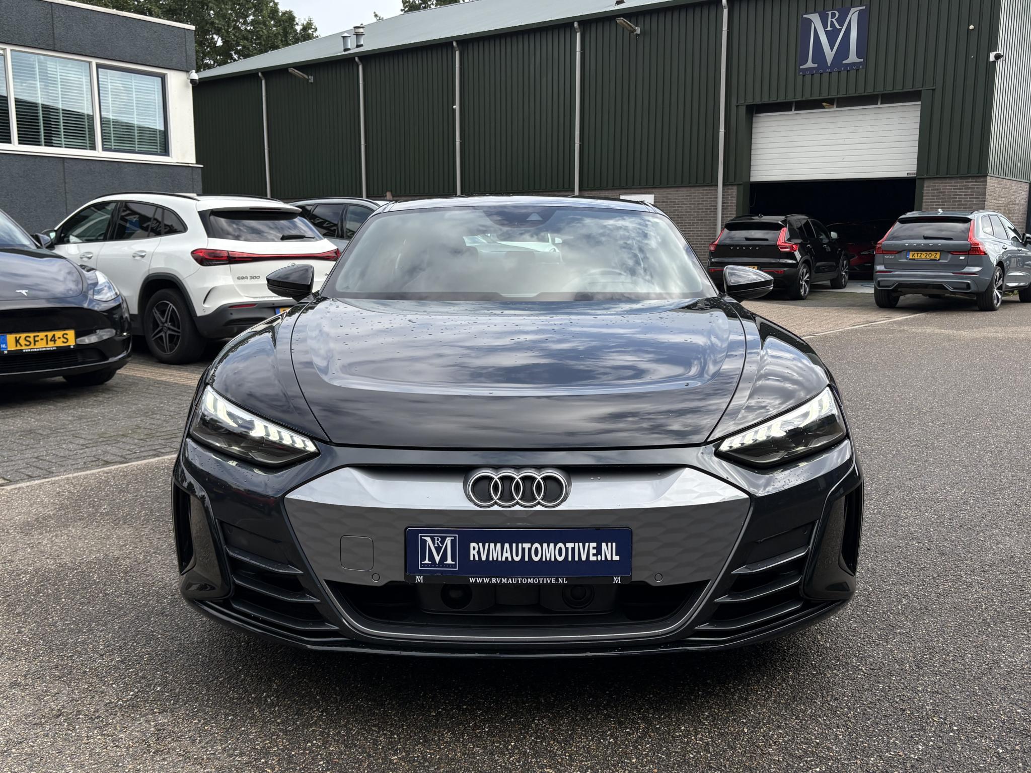 Foto van Audi E-tron GT
