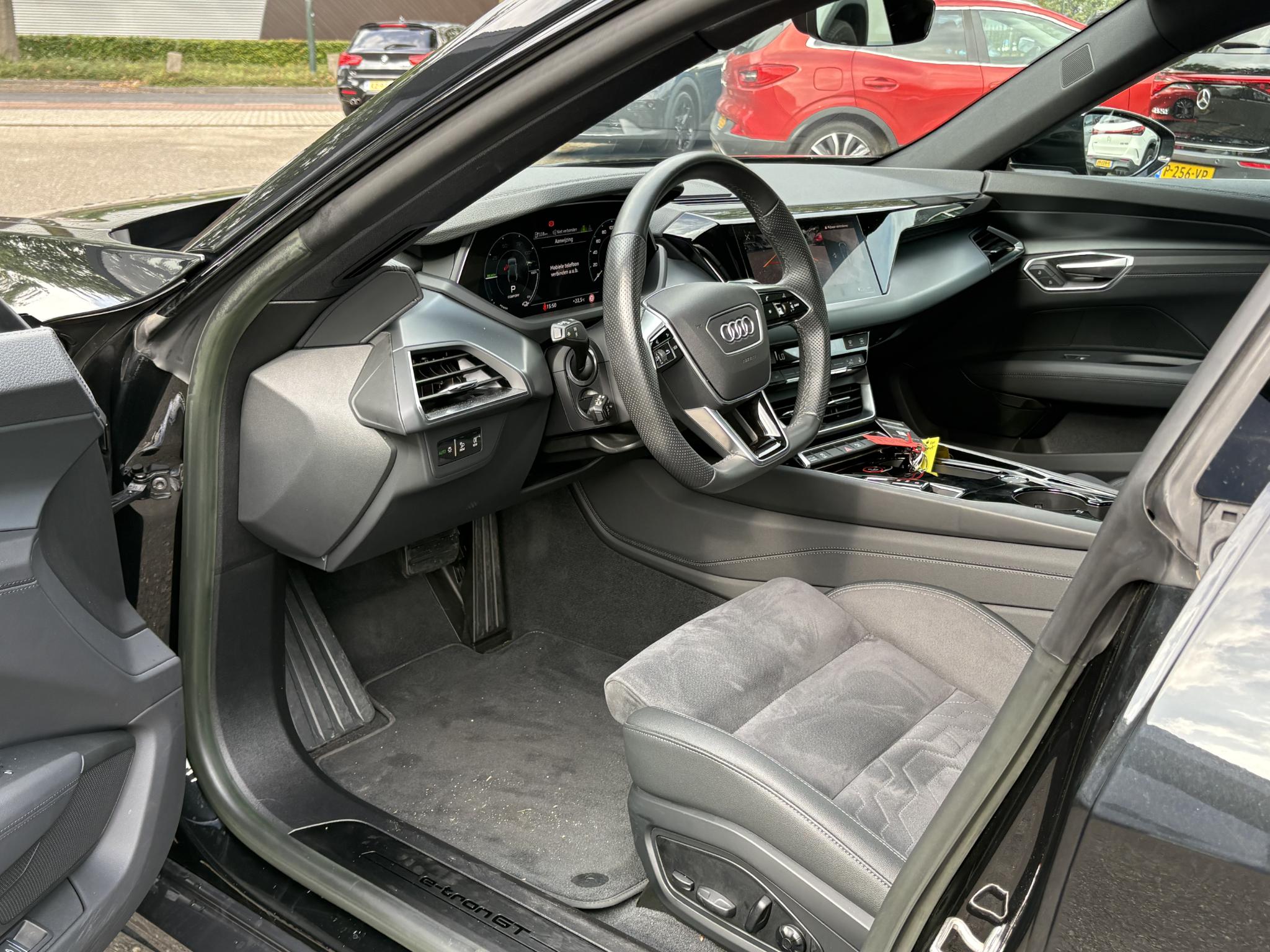 Foto van Audi E-tron GT