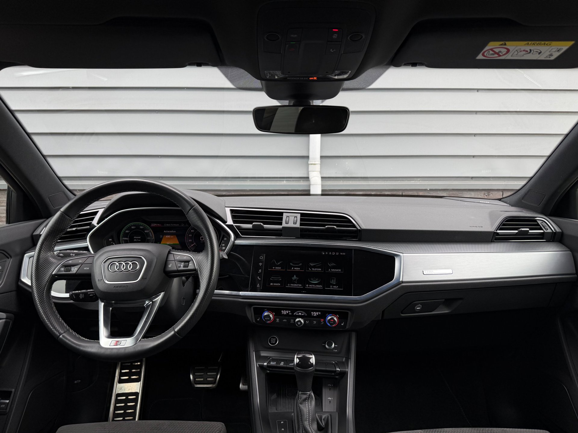 Foto van Audi Q3 Sportback E-tron