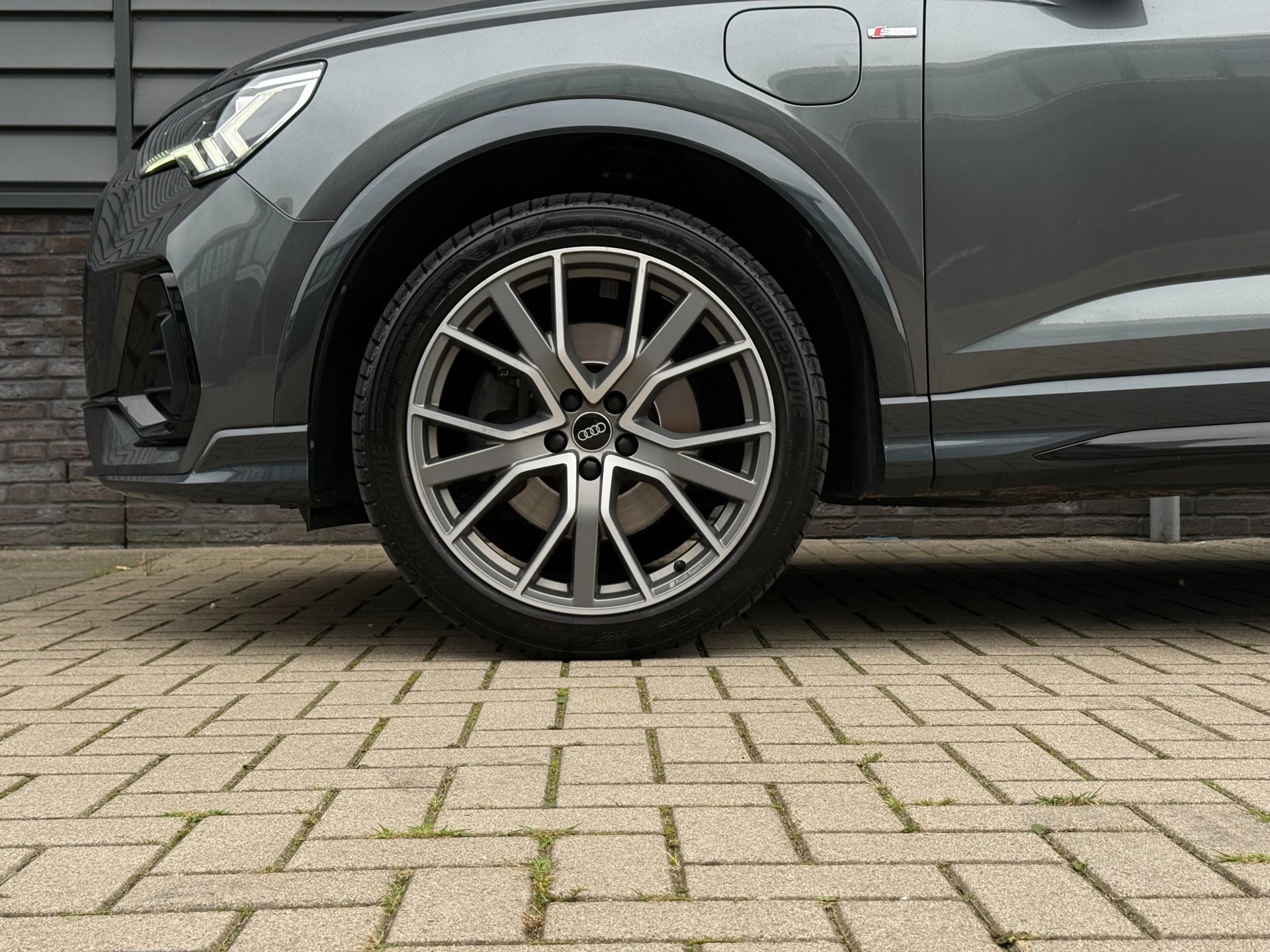 Foto van Audi Q3 Sportback E-tron