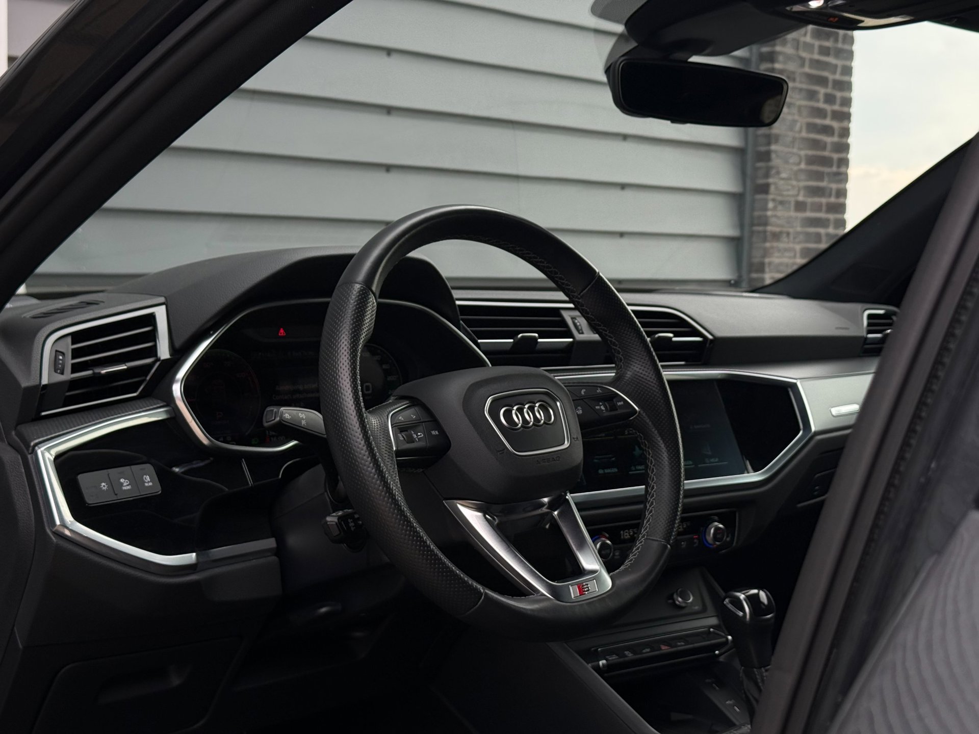 Foto van Audi Q3 Sportback E-tron