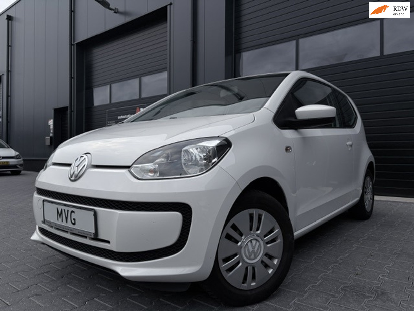 Volkswagen Up! 1.0 high up!|Cruise|PDC|Airco|EL ramen|Nette auto| 2016 - voorkant