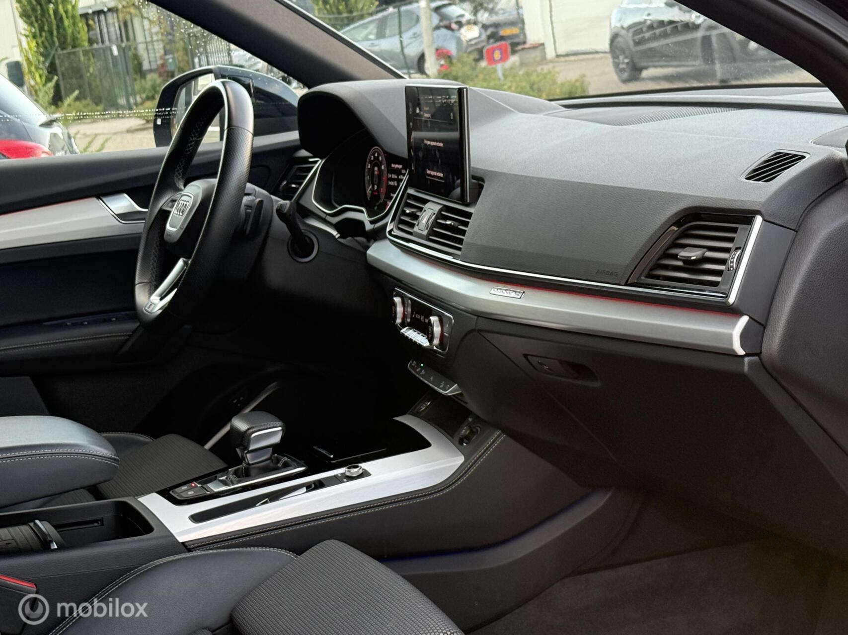 Foto van Audi Q5 55 TFSI E
