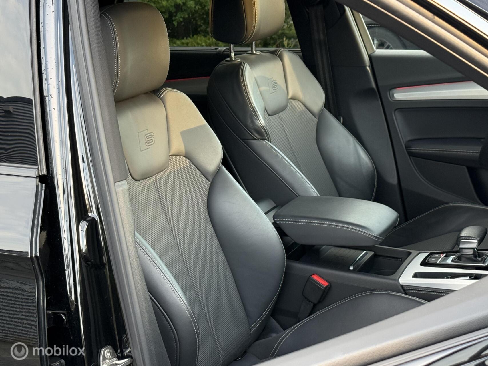 Foto van Audi Q5 55 TFSI E
