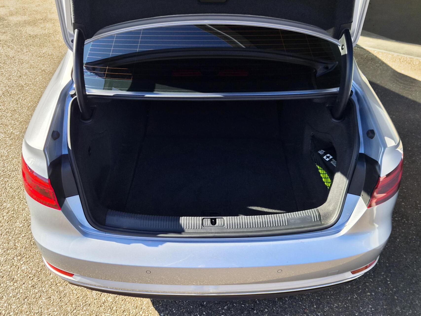 Foto van Audi A4 Limousine