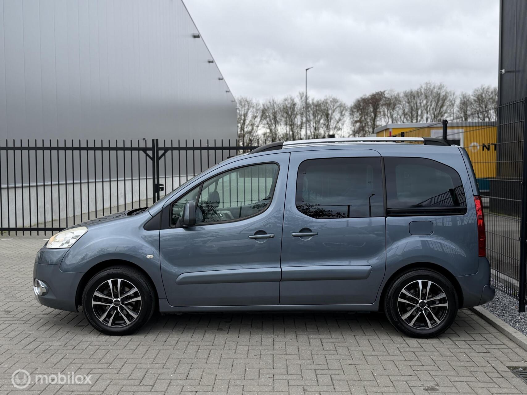 Foto van Peugeot Partner Tepee