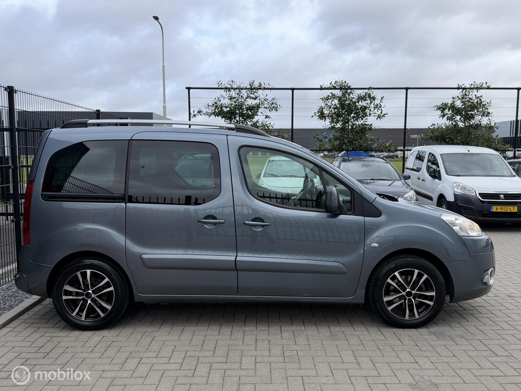 Foto van Peugeot Partner Tepee