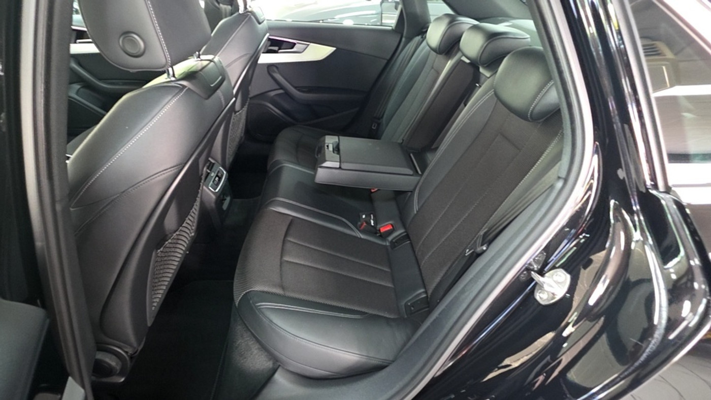 Foto van Audi A4 Limousine