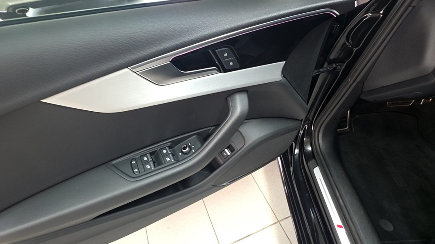 Foto van Audi A4 Limousine