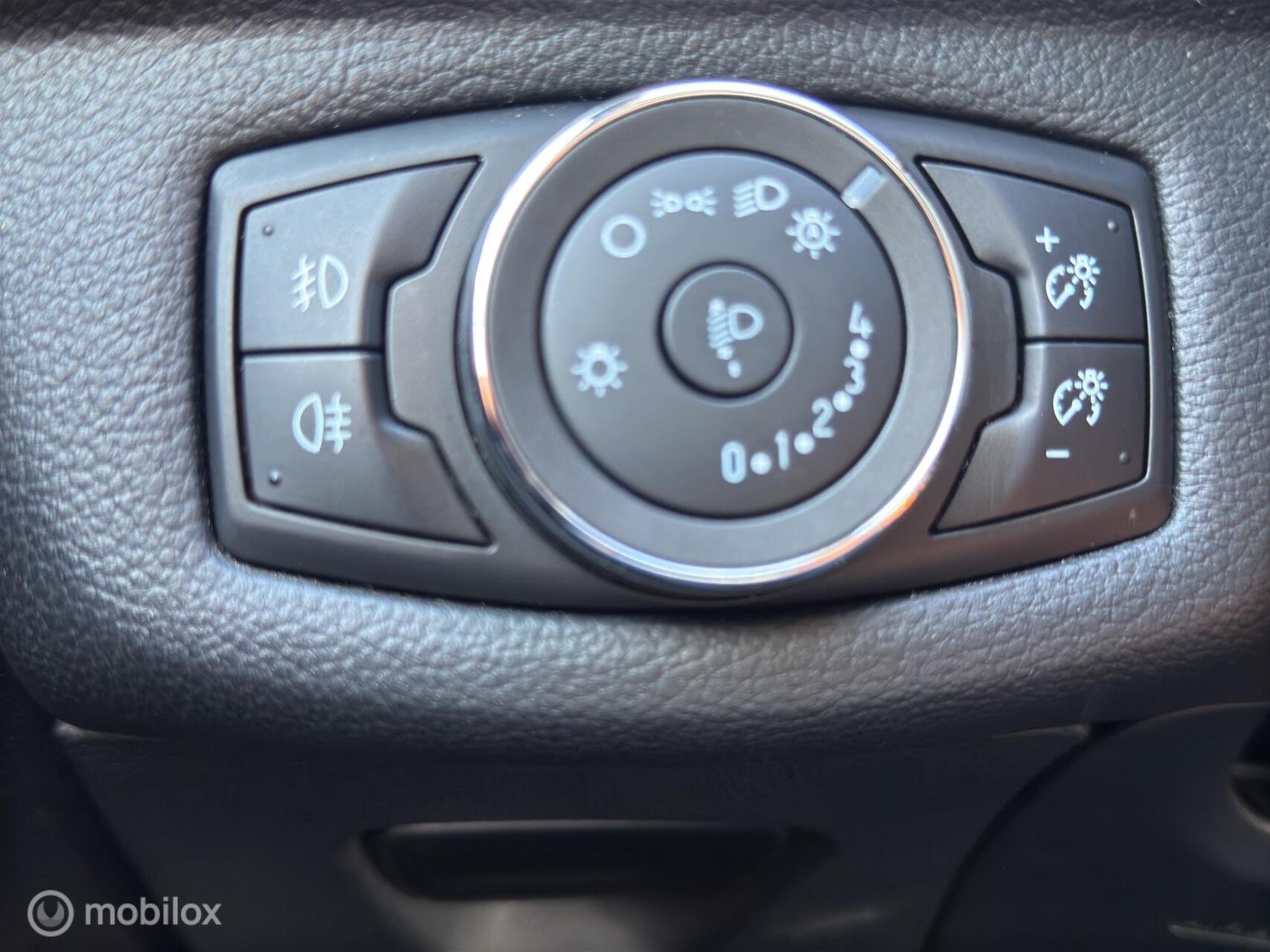 Foto van Ford B-max