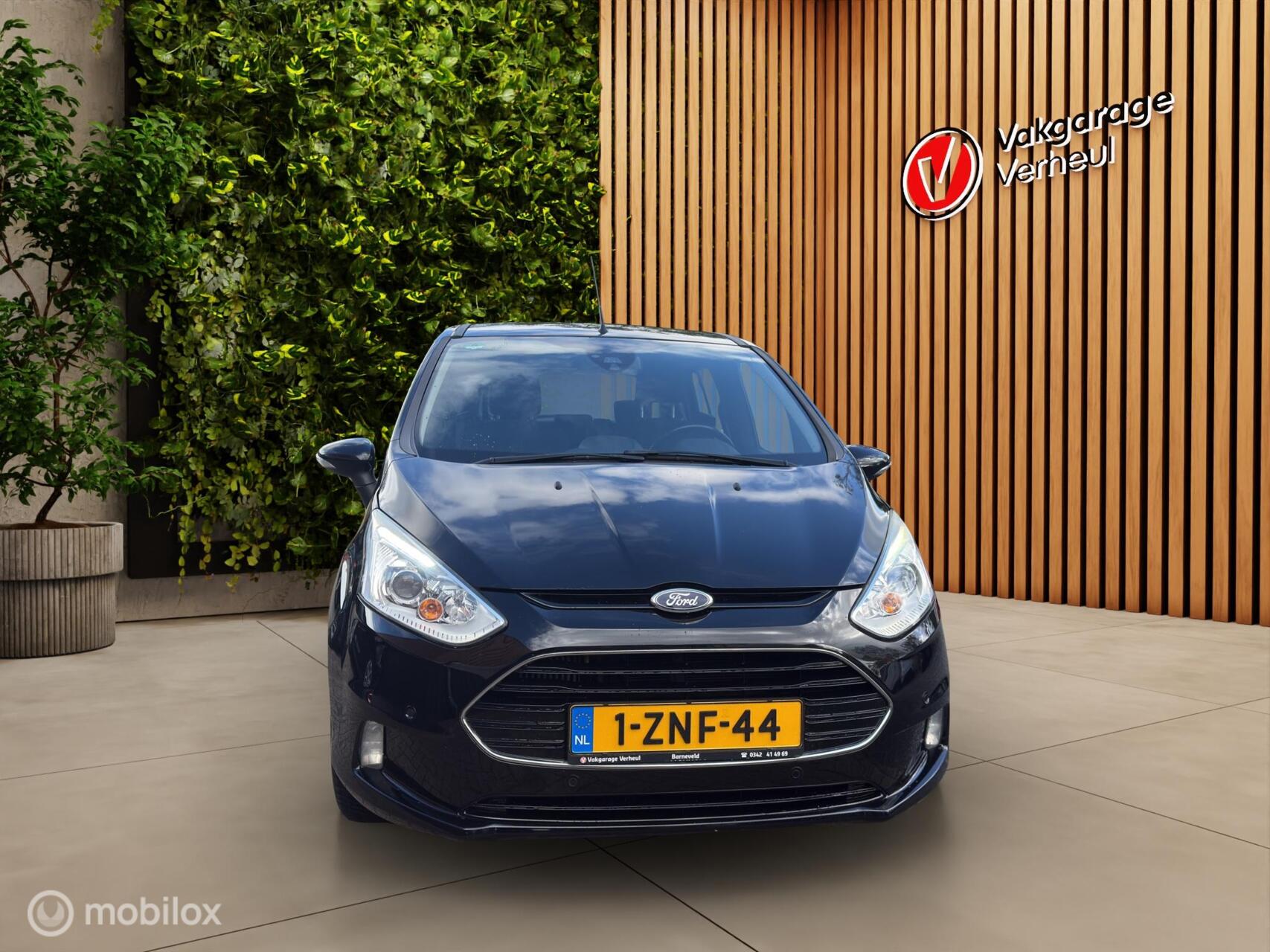 Foto van Ford B-max