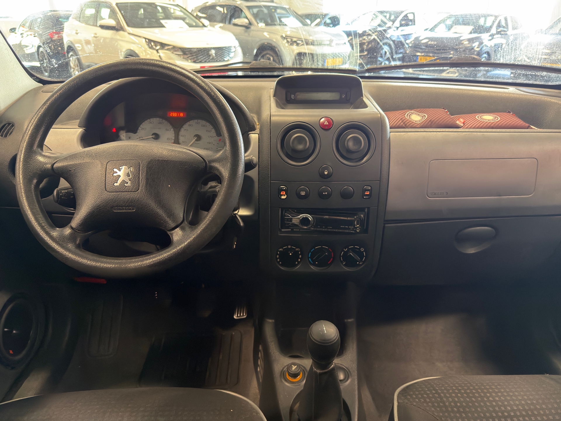 Foto van Peugeot Partner