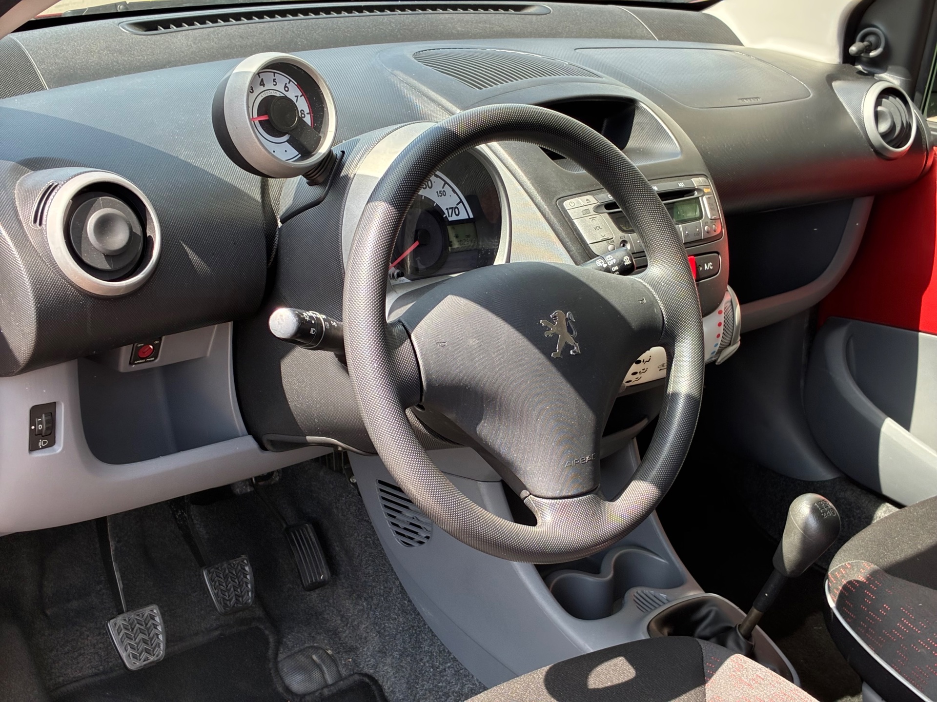 Foto van Peugeot Peugeot 107