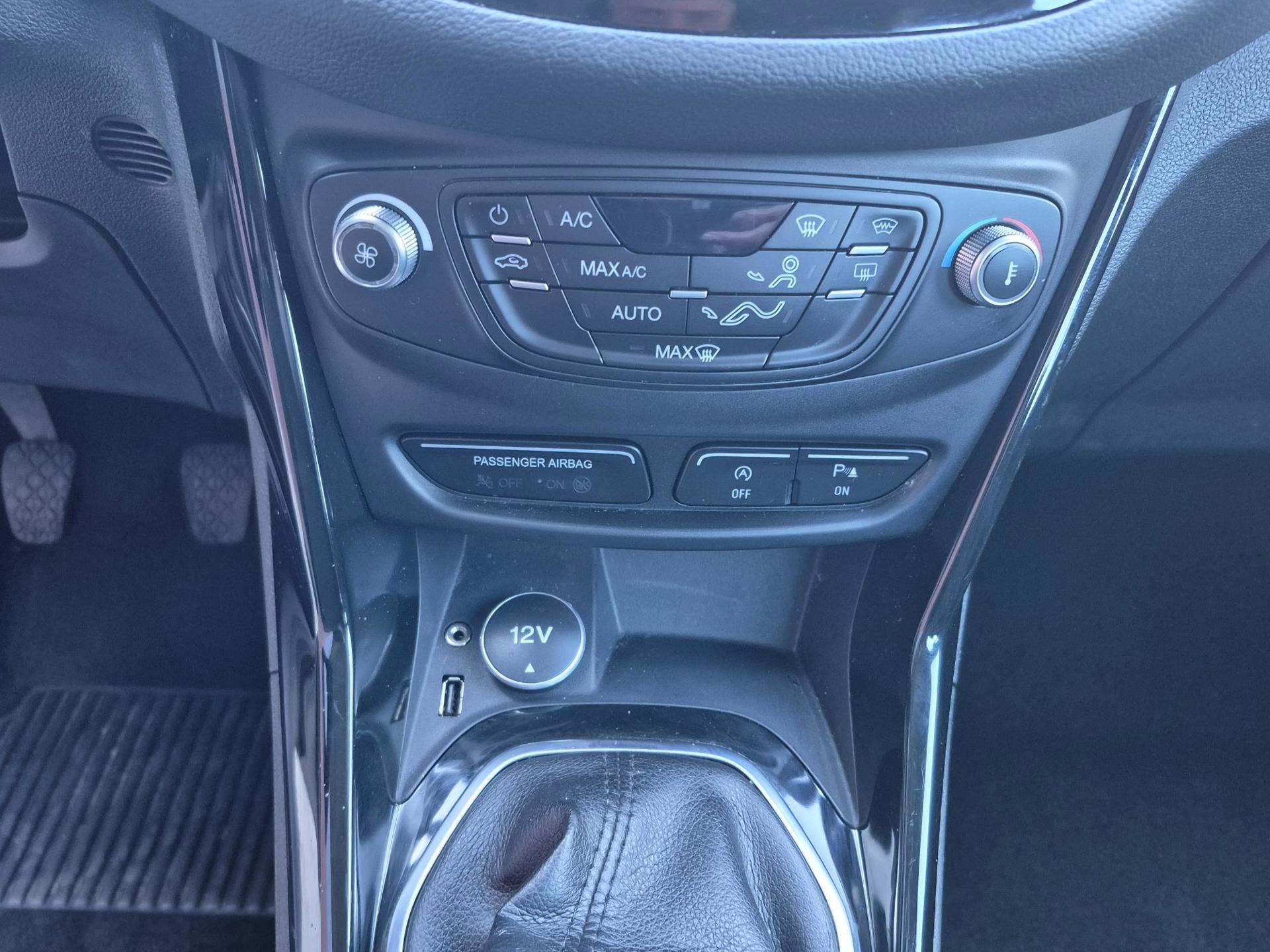 Foto van Ford B-max
