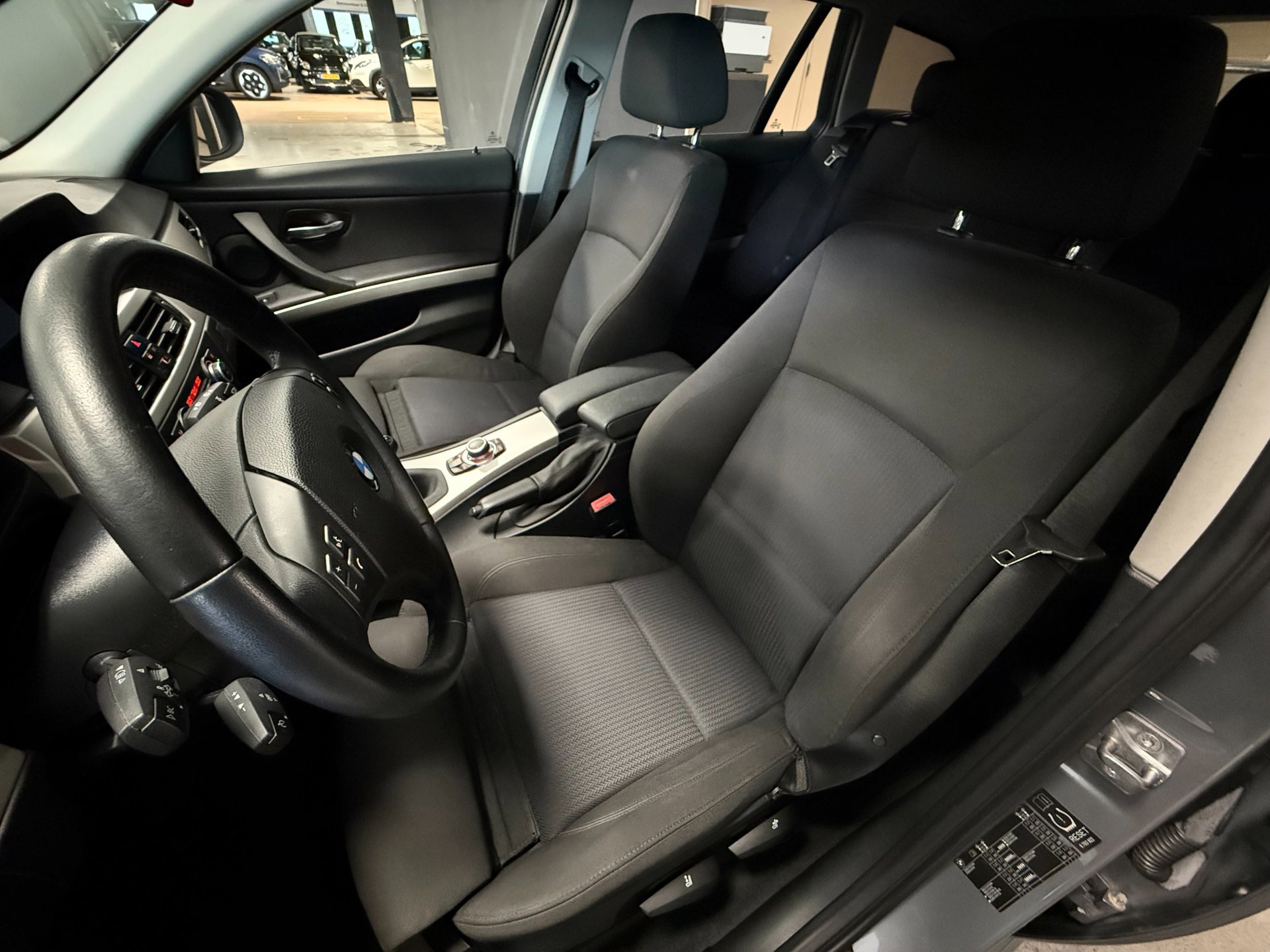 Foto van BMW 325i