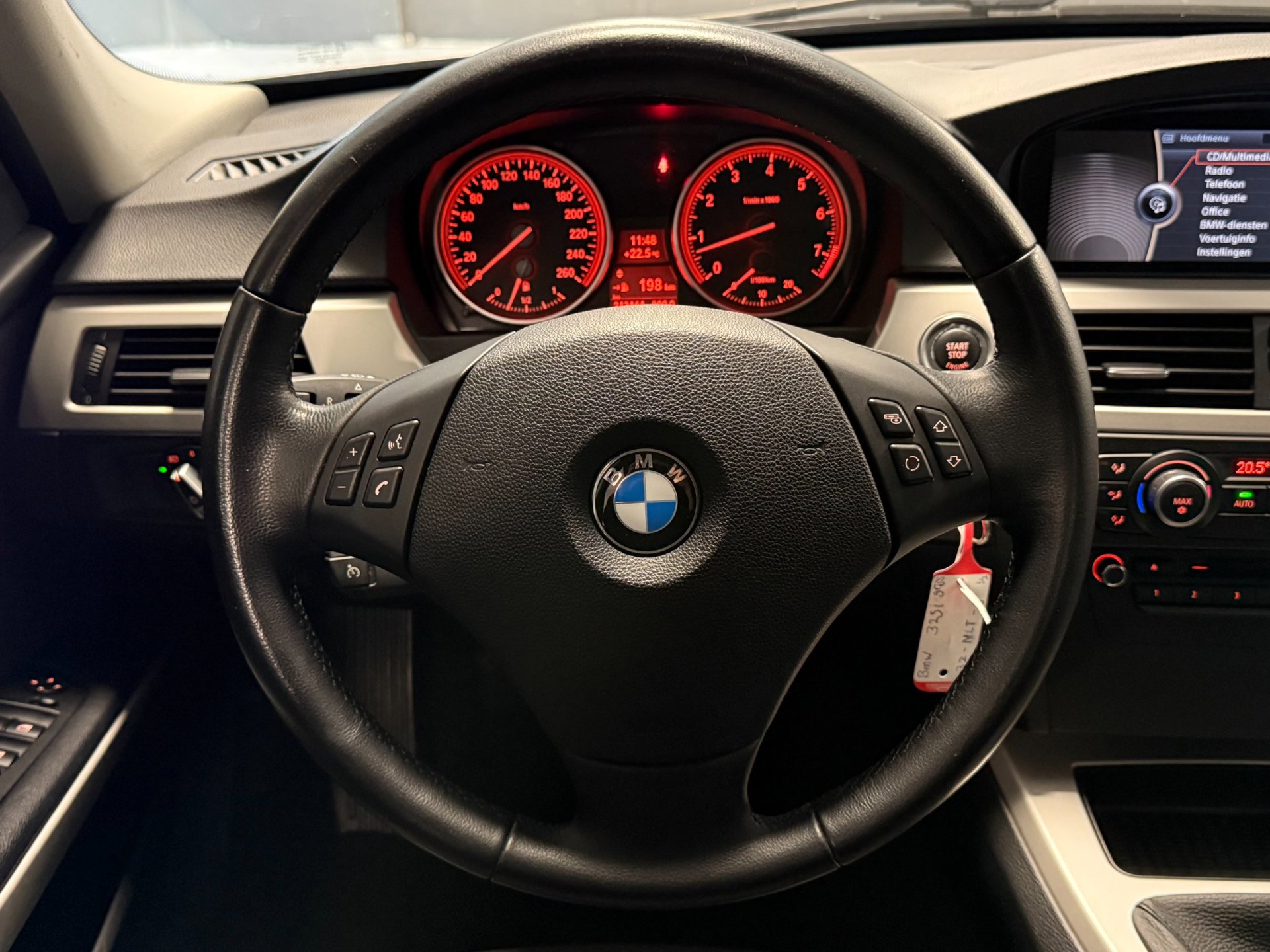 Foto van BMW 325i