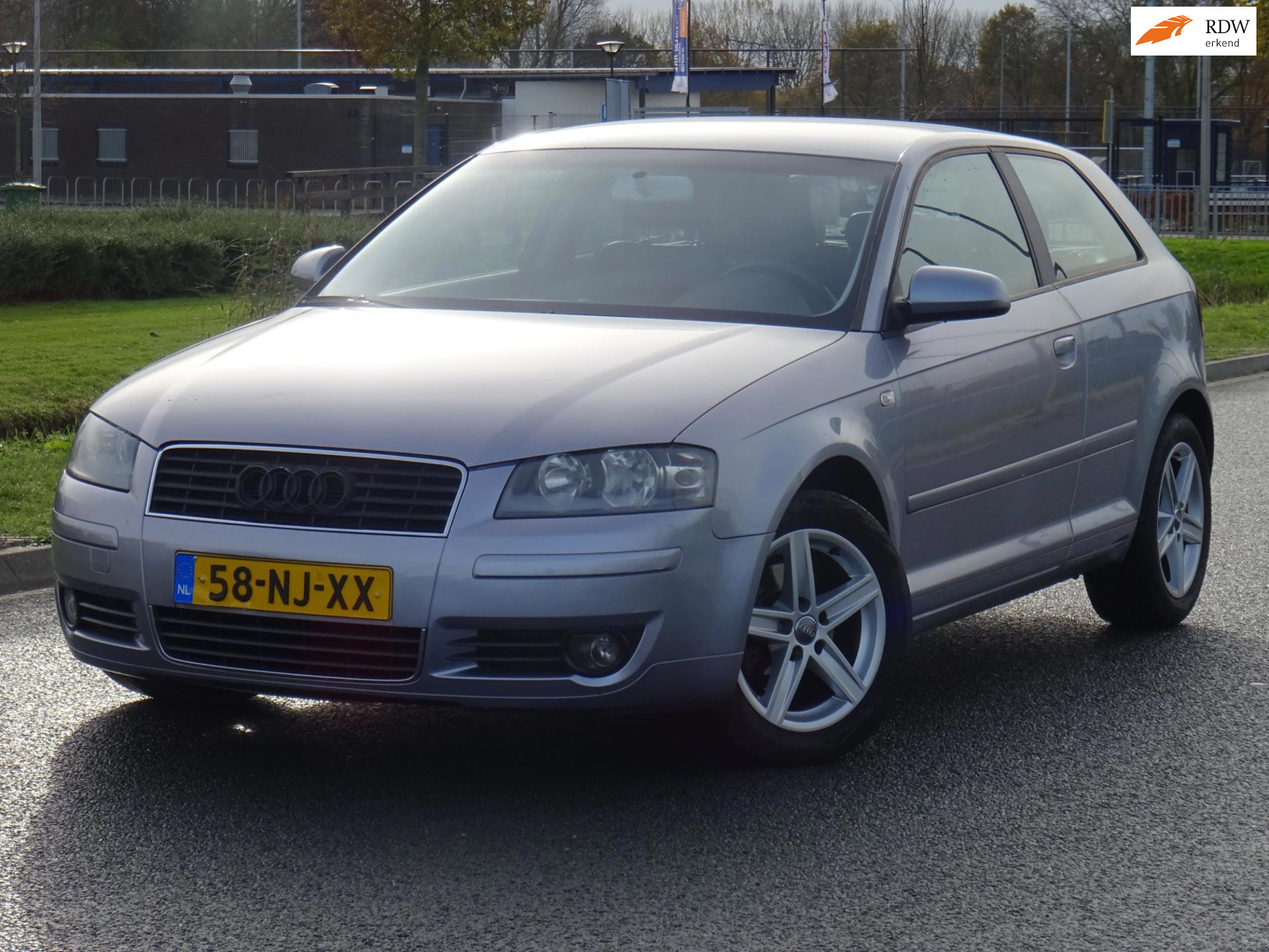 Audi Audi A3 2.0 FSI Attraction AUTOMAAT NAP/LEER/AC/CRUISE/PDC 2003 - voorkant