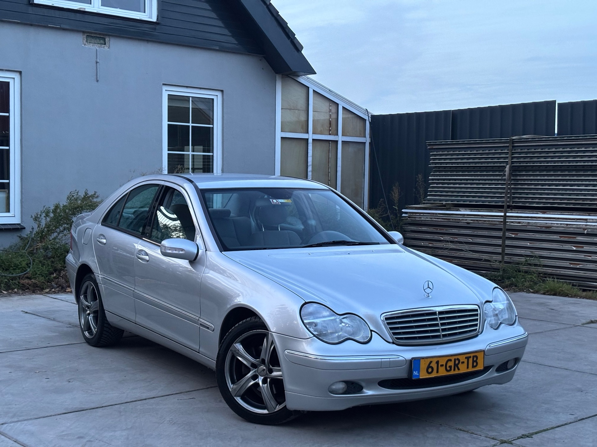 Foto van Mercedes-Benz C 180
