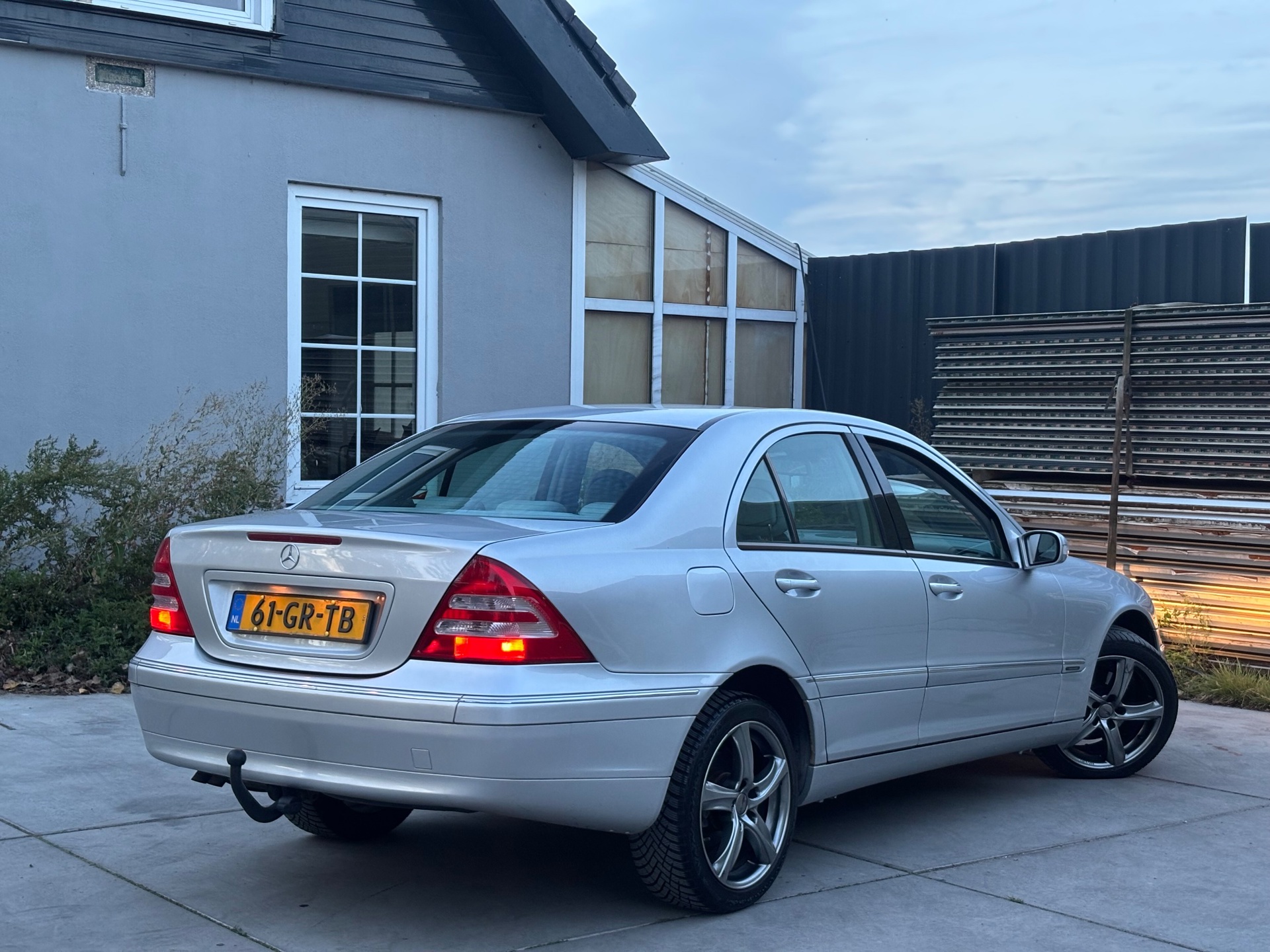 Foto van Mercedes-Benz C 180