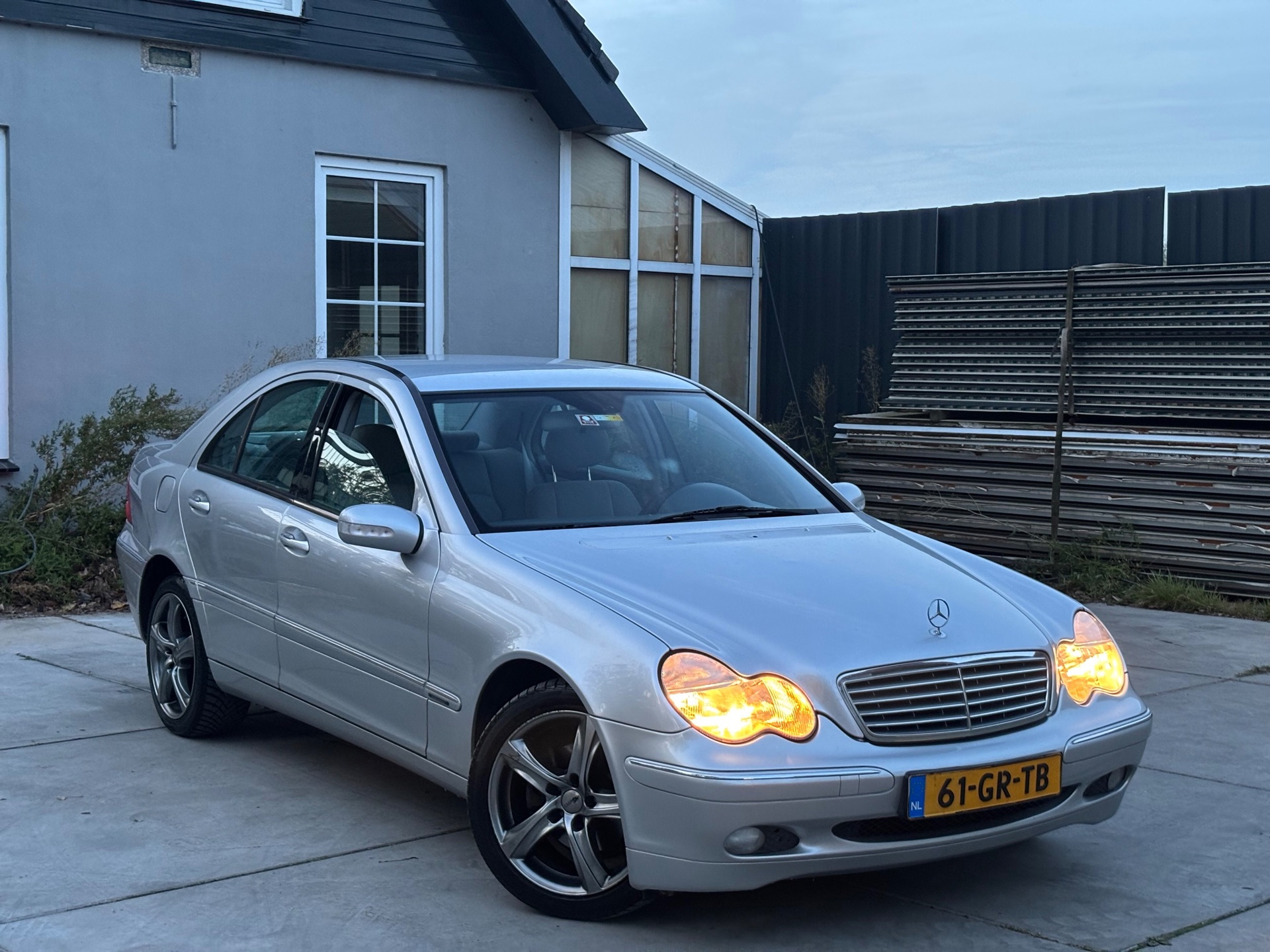 Foto van Mercedes-Benz C 180