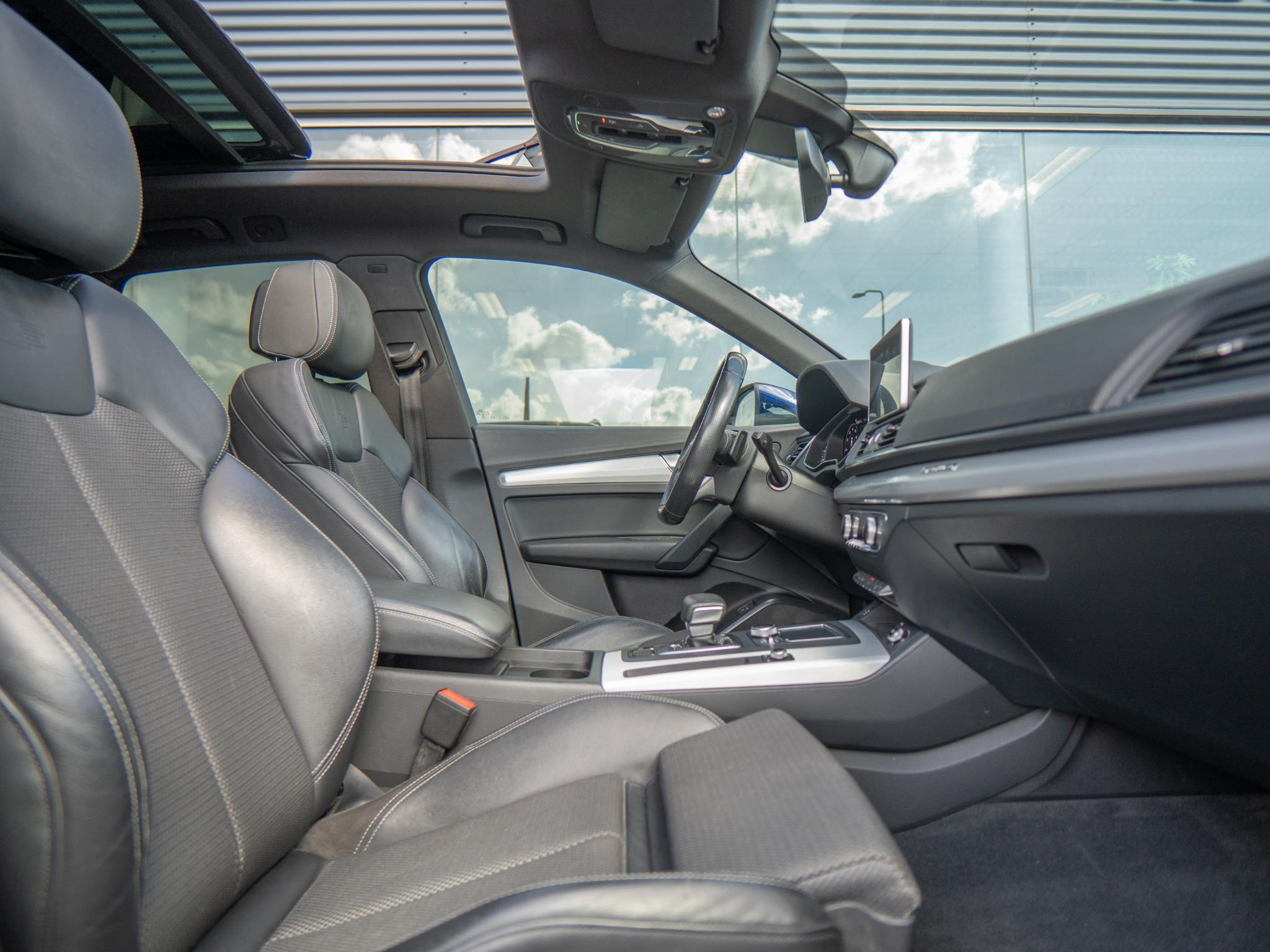 Foto van Audi Q5 55 TFSI E