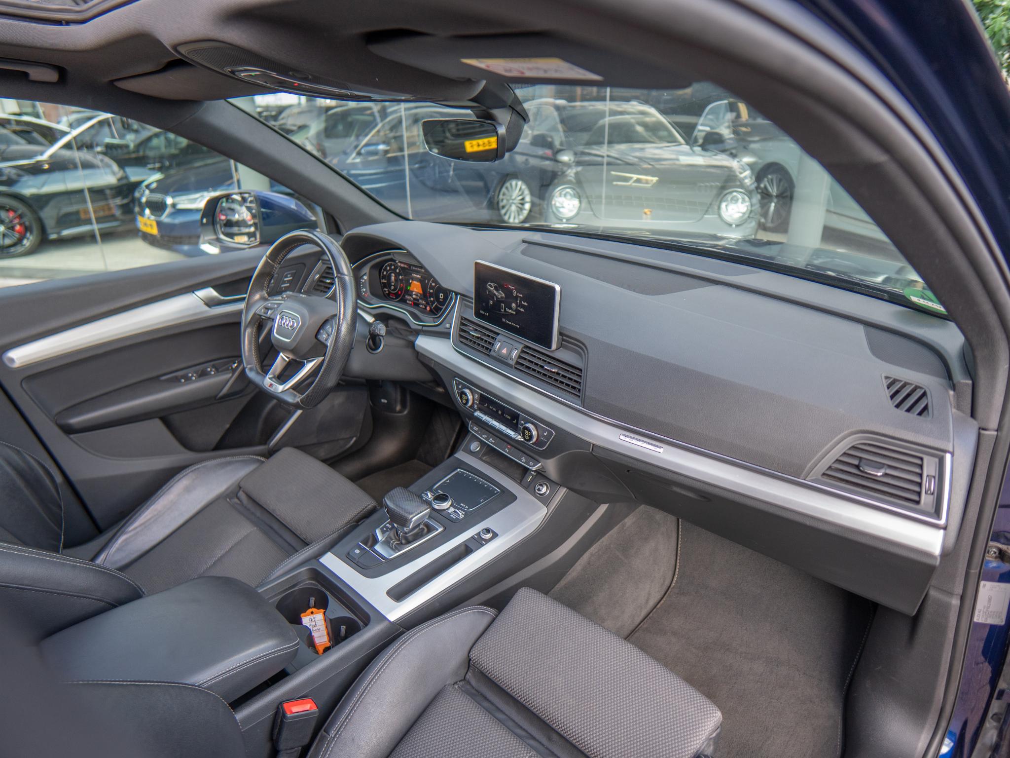 Foto van Audi Q5 55 TFSI E