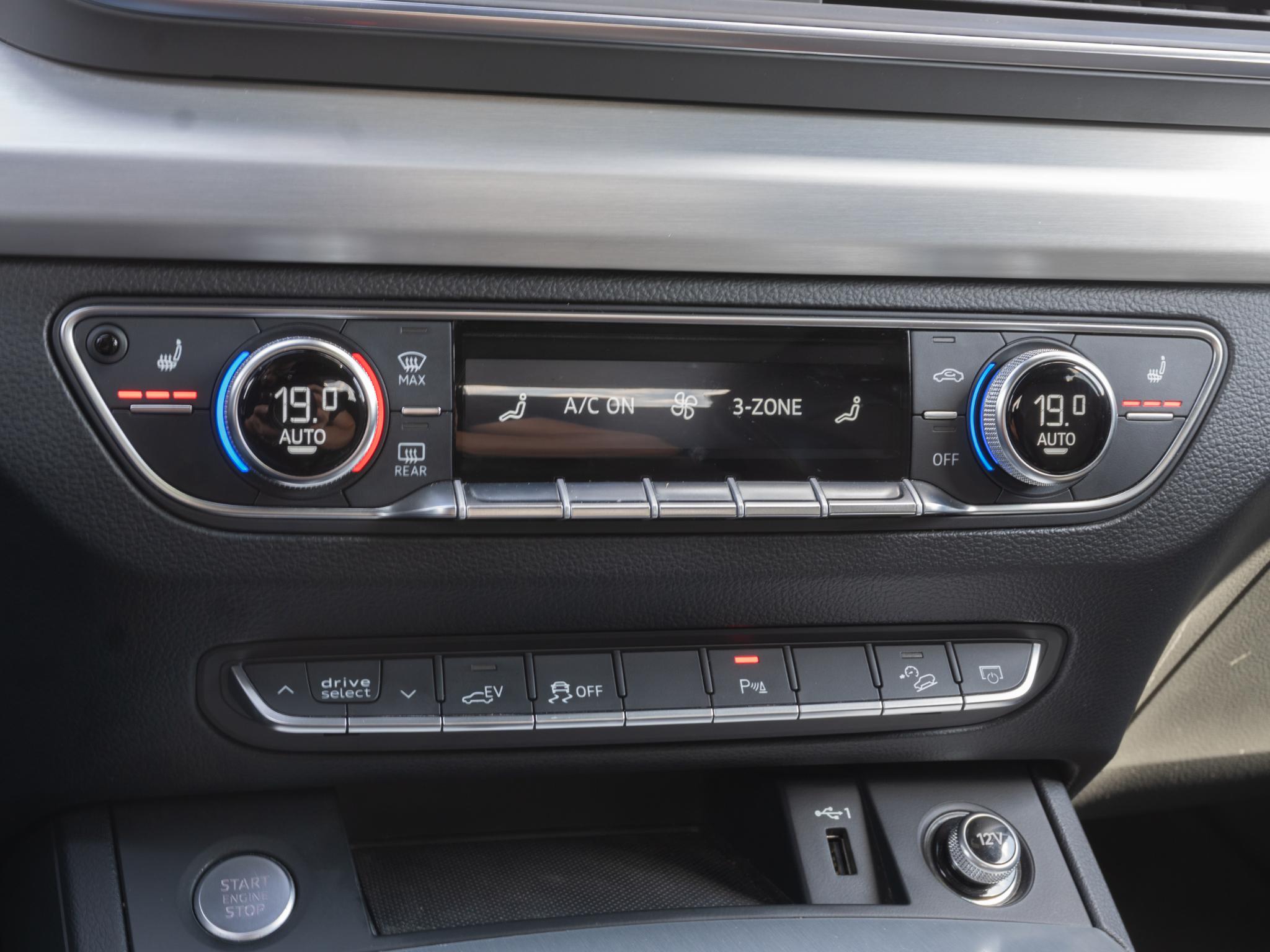 Foto van Audi Q5 55 TFSI E