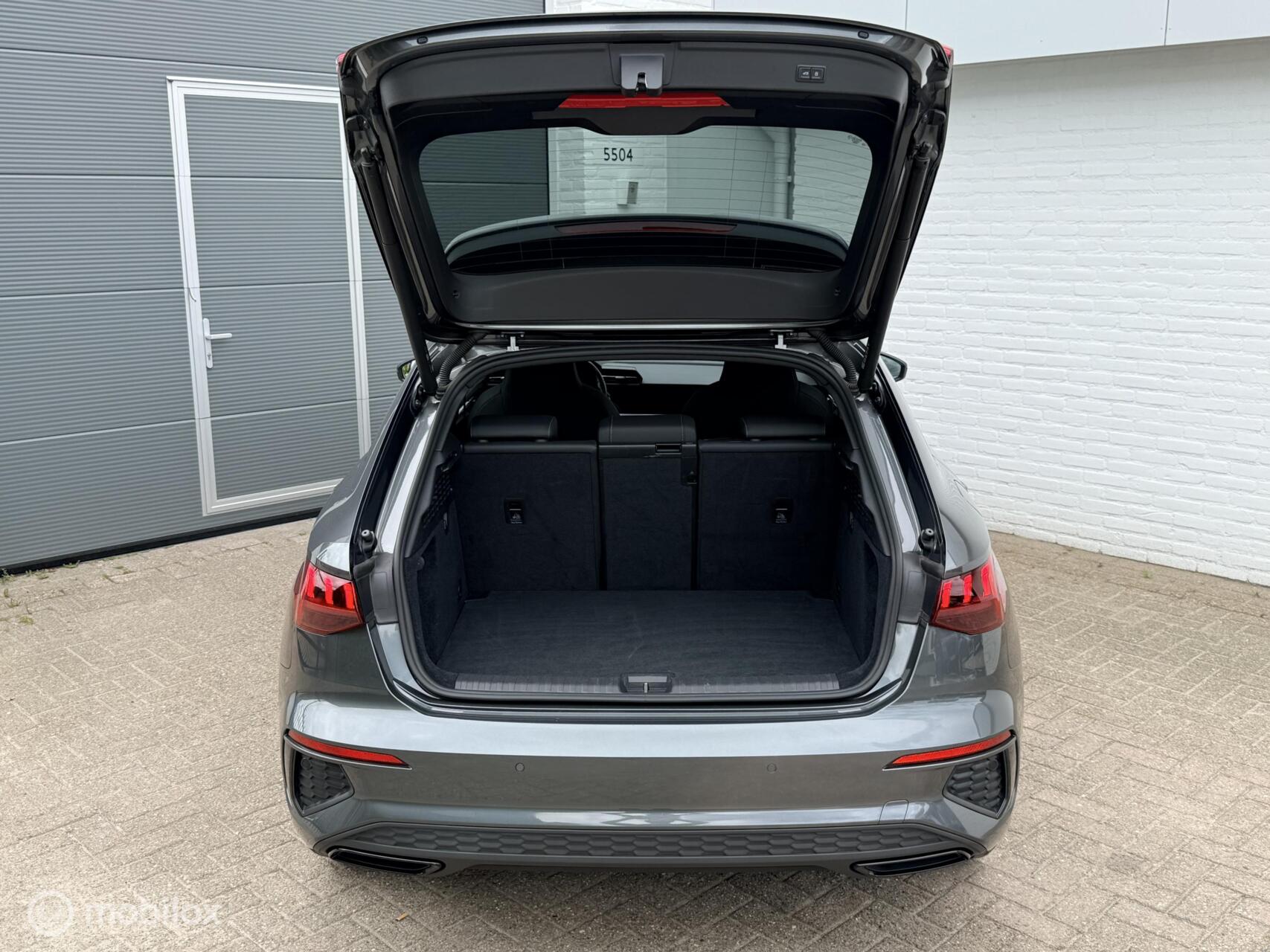 Foto van Audi A3 45 TFSIe