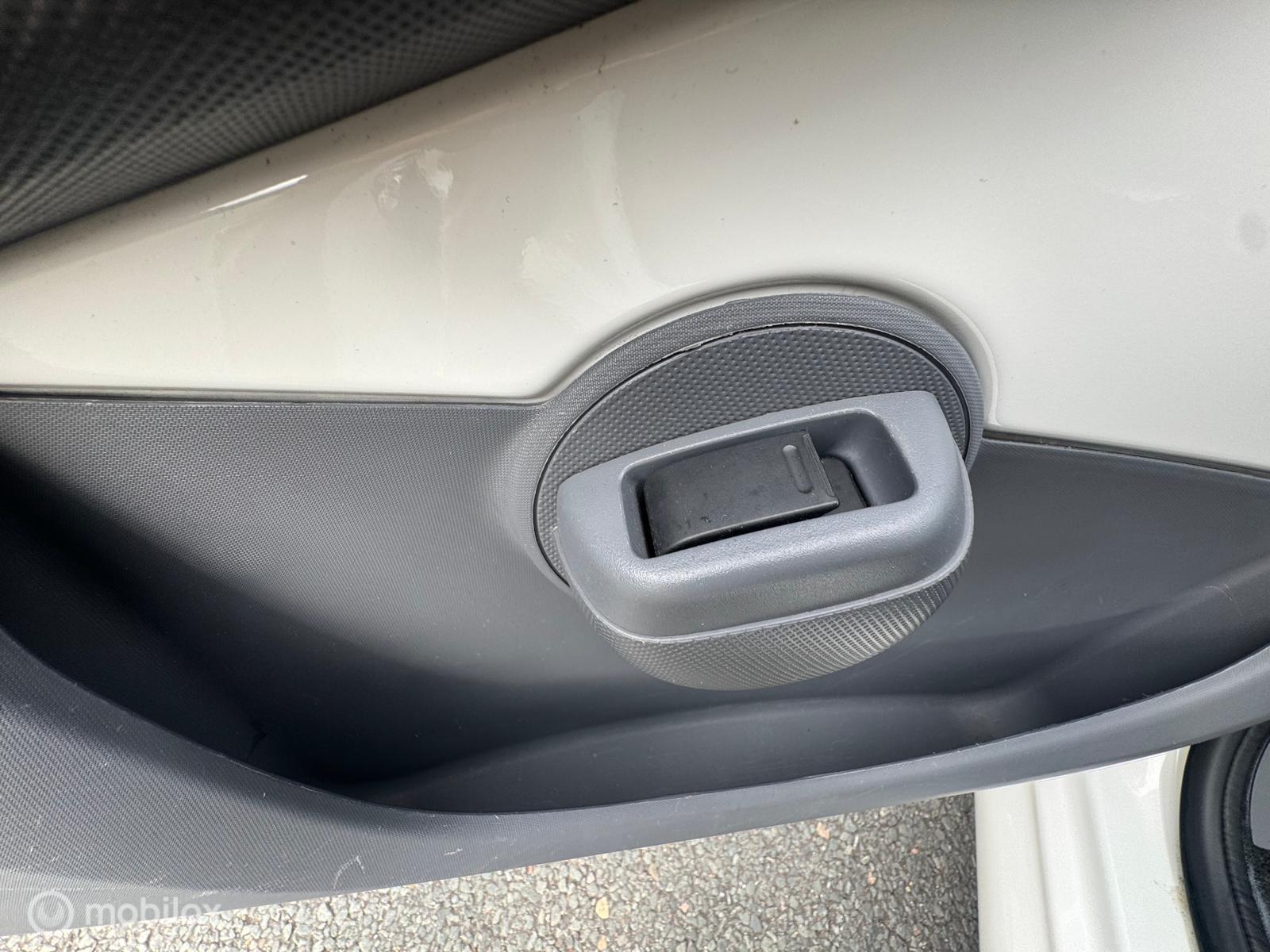 Foto van Peugeot Peugeot 107