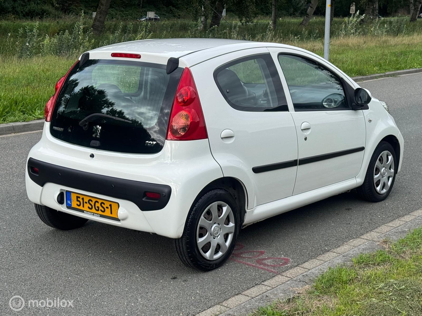 Foto van Peugeot Peugeot 107