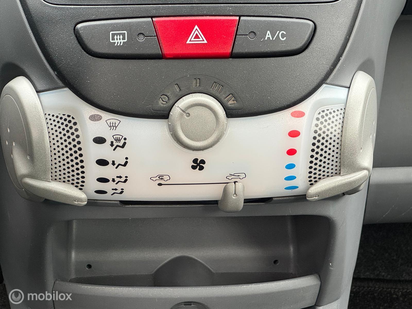 Foto van Peugeot Peugeot 107