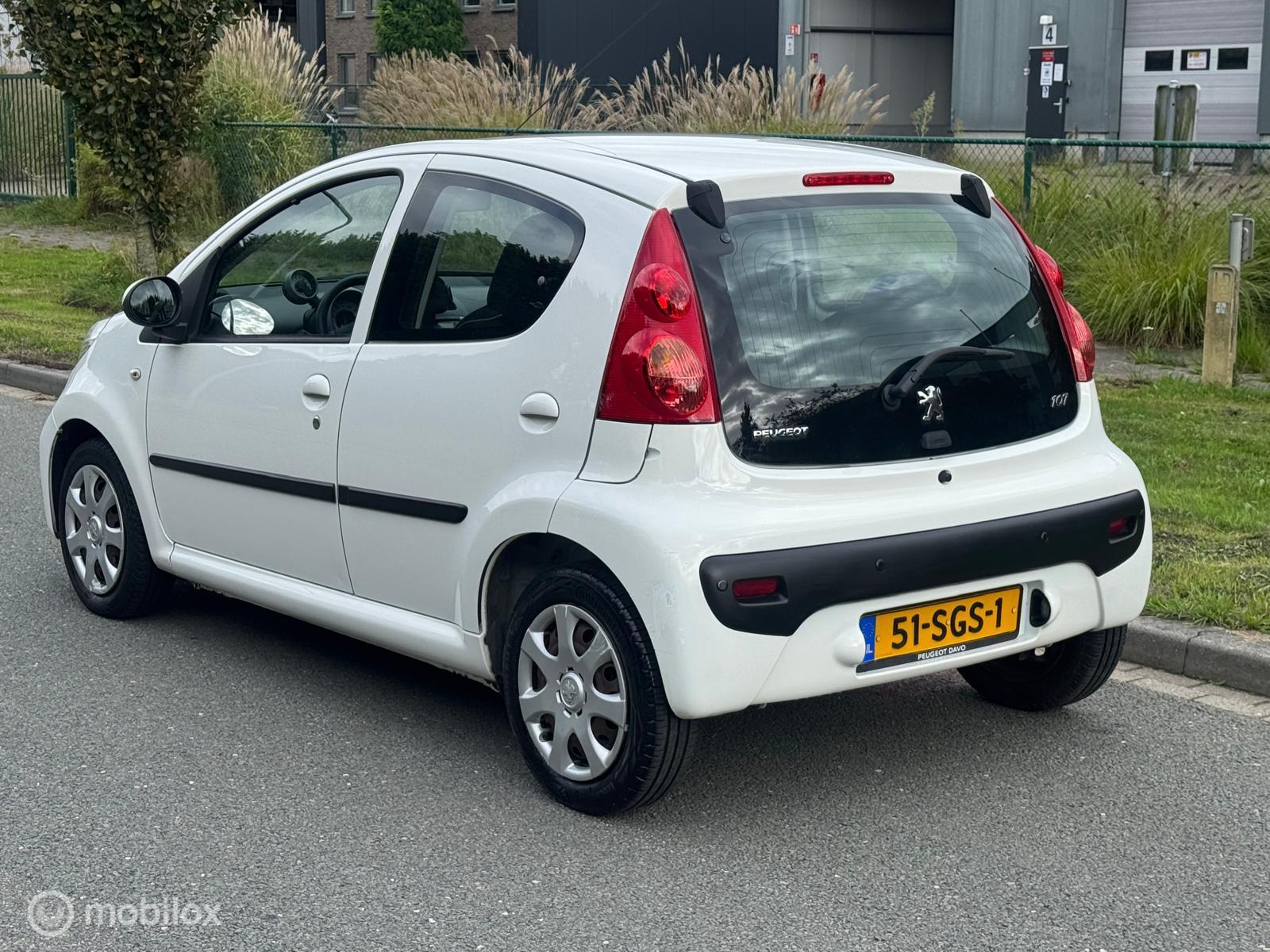 Foto van Peugeot Peugeot 107