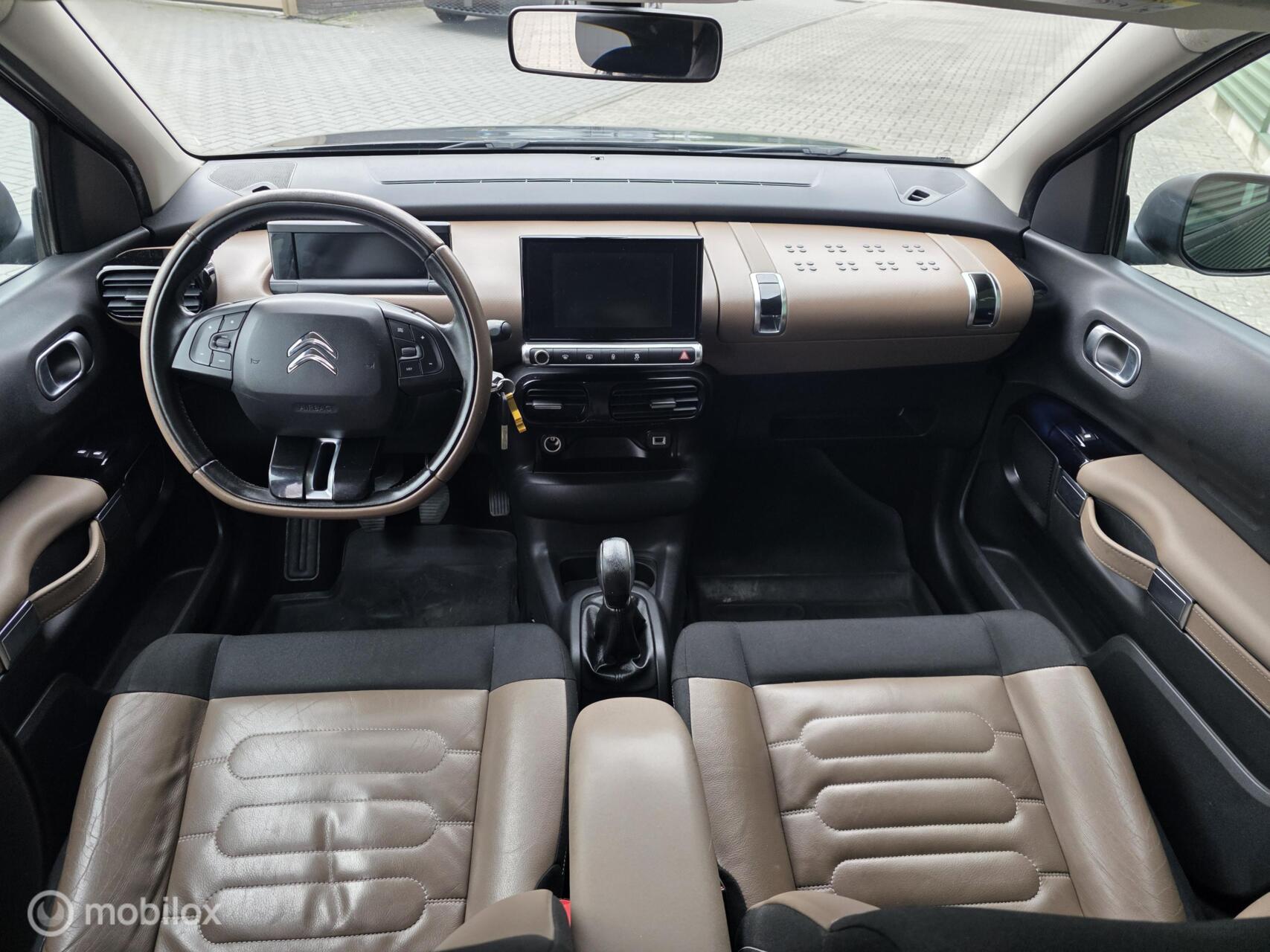 Foto van Citroen C4 Cactus