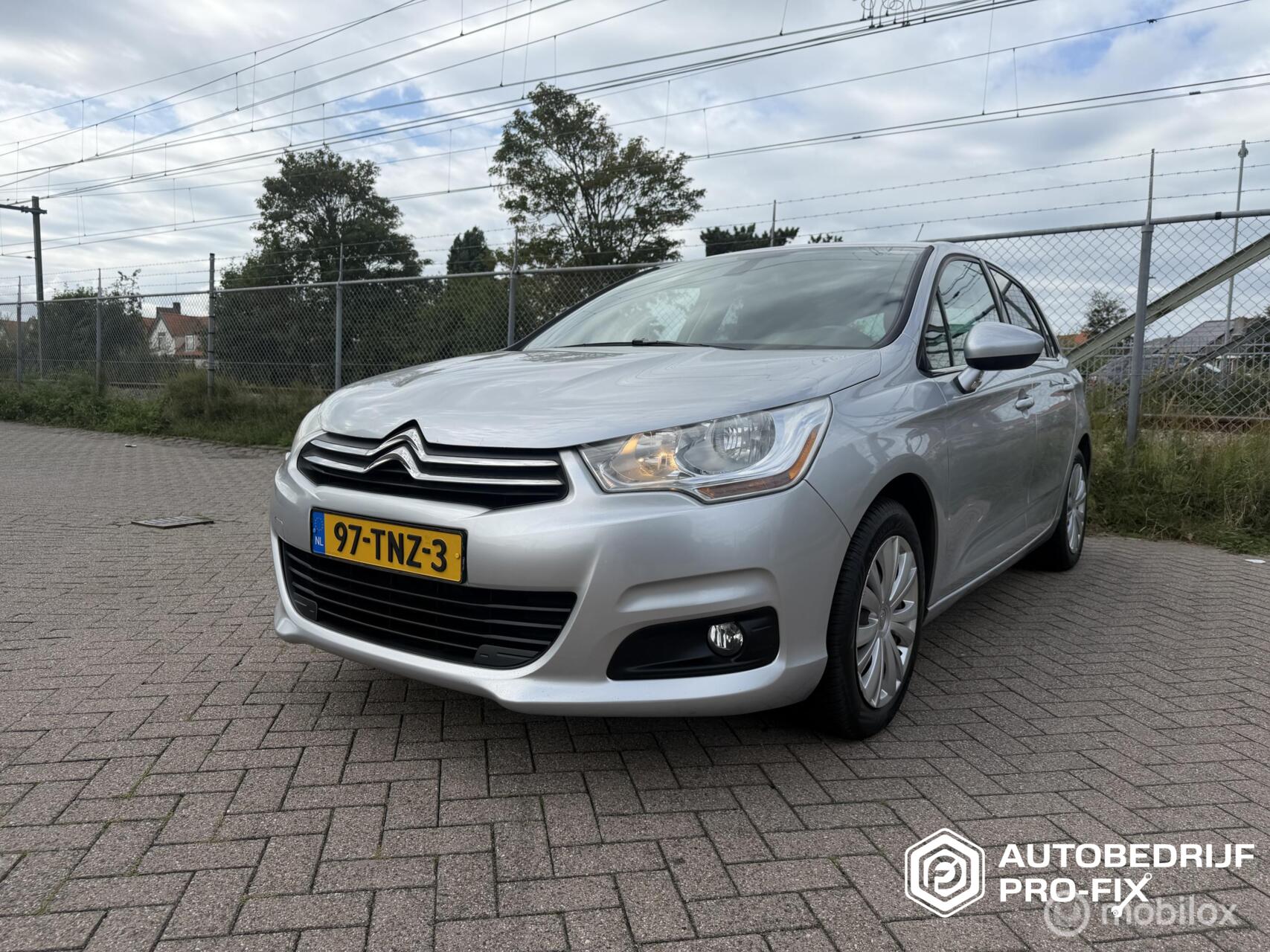 Citroen C4 1.4 VTi Ligne Business | Trekhaak| (bj 2012) 2012 - voorkant