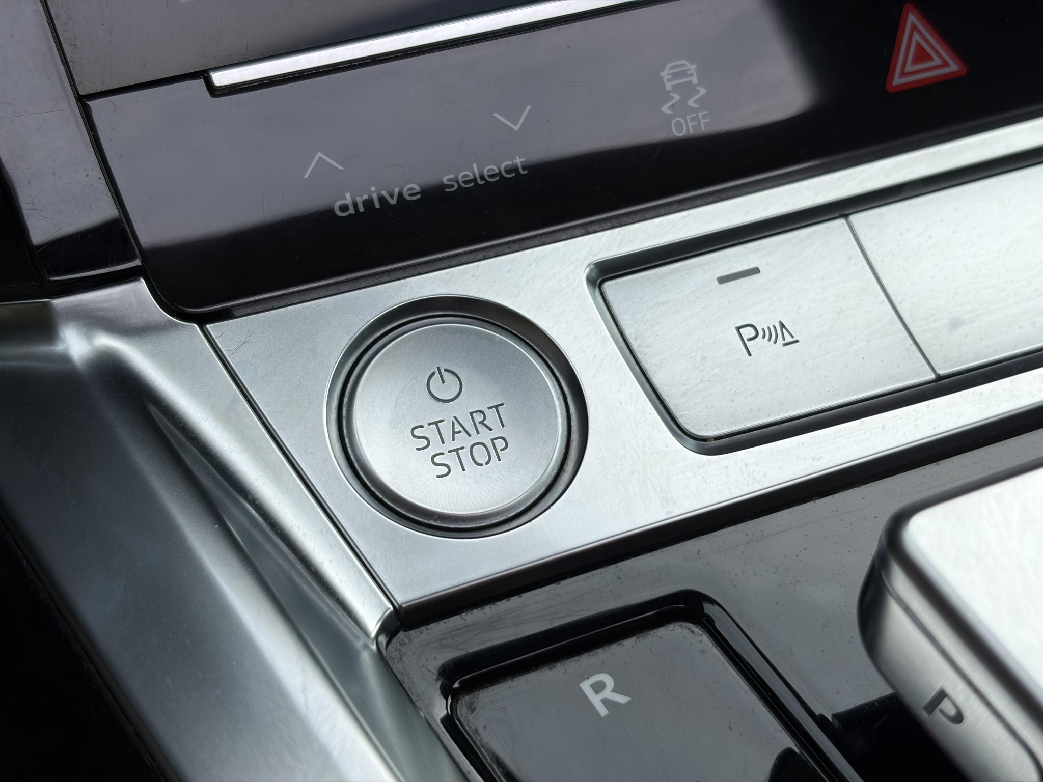 Foto van Audi E-tron 50
