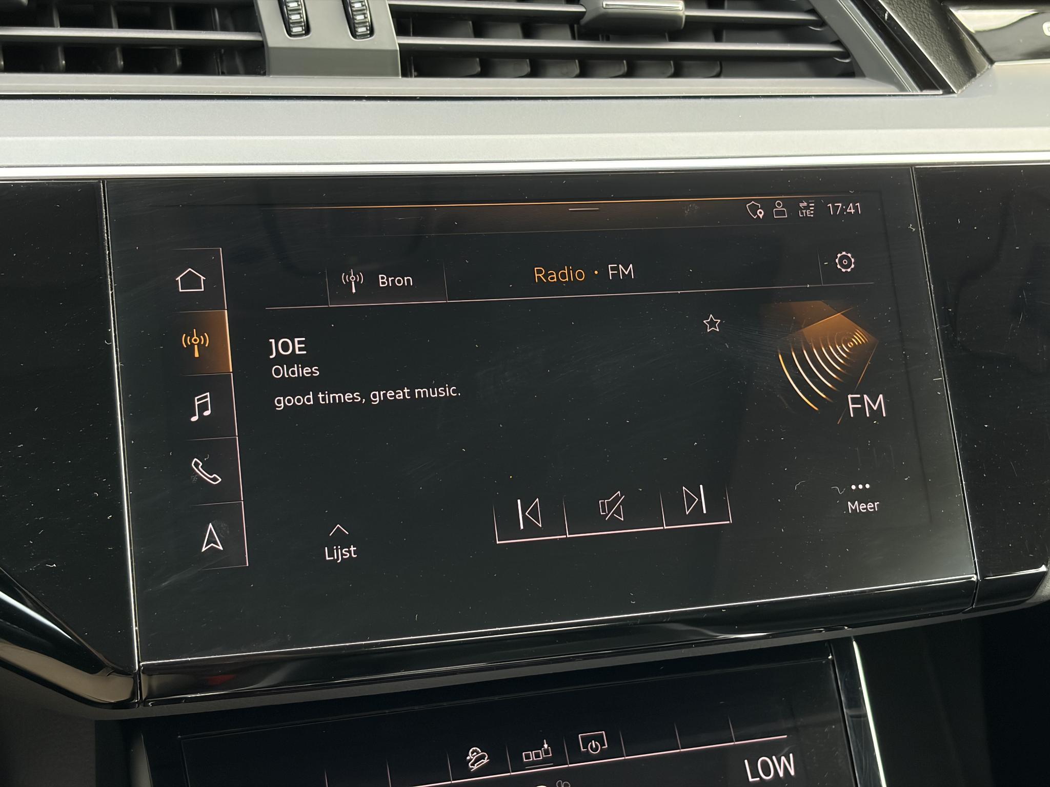 Foto van Audi E-tron 50